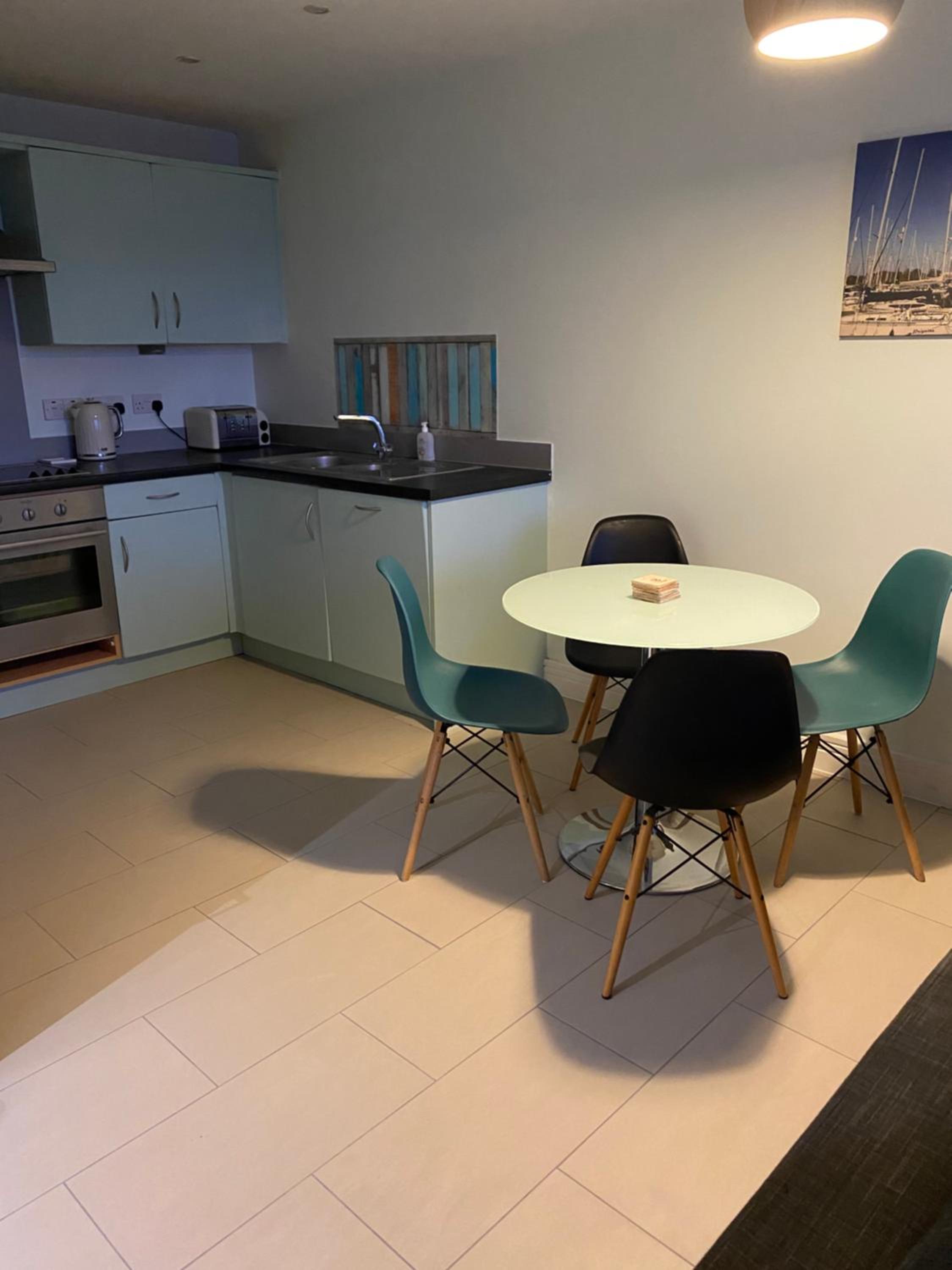 Stunning Marina apartment Gosport Portsmouth view 2