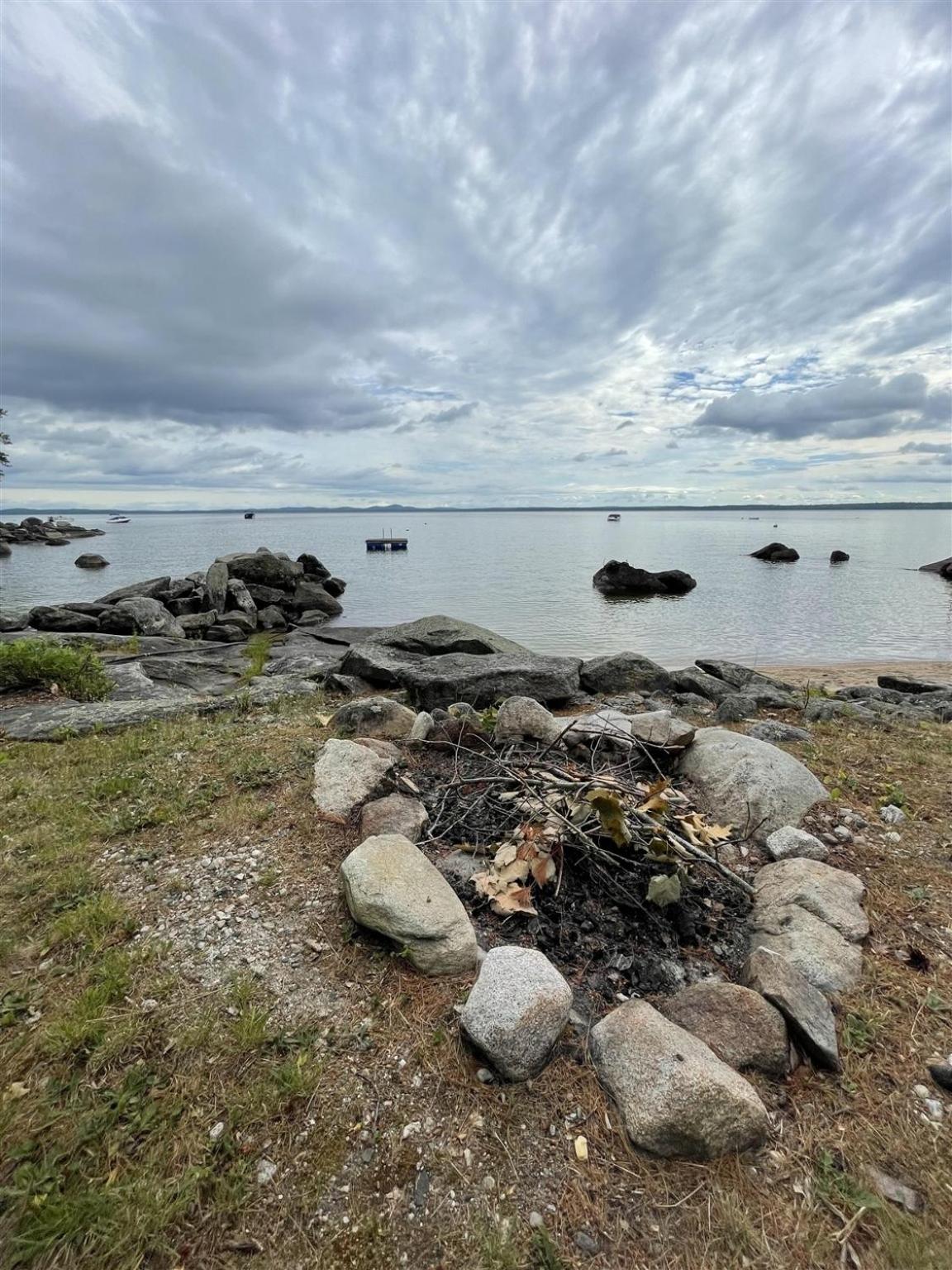 ROCKY BEACH LIMIT 5 cabin view 3