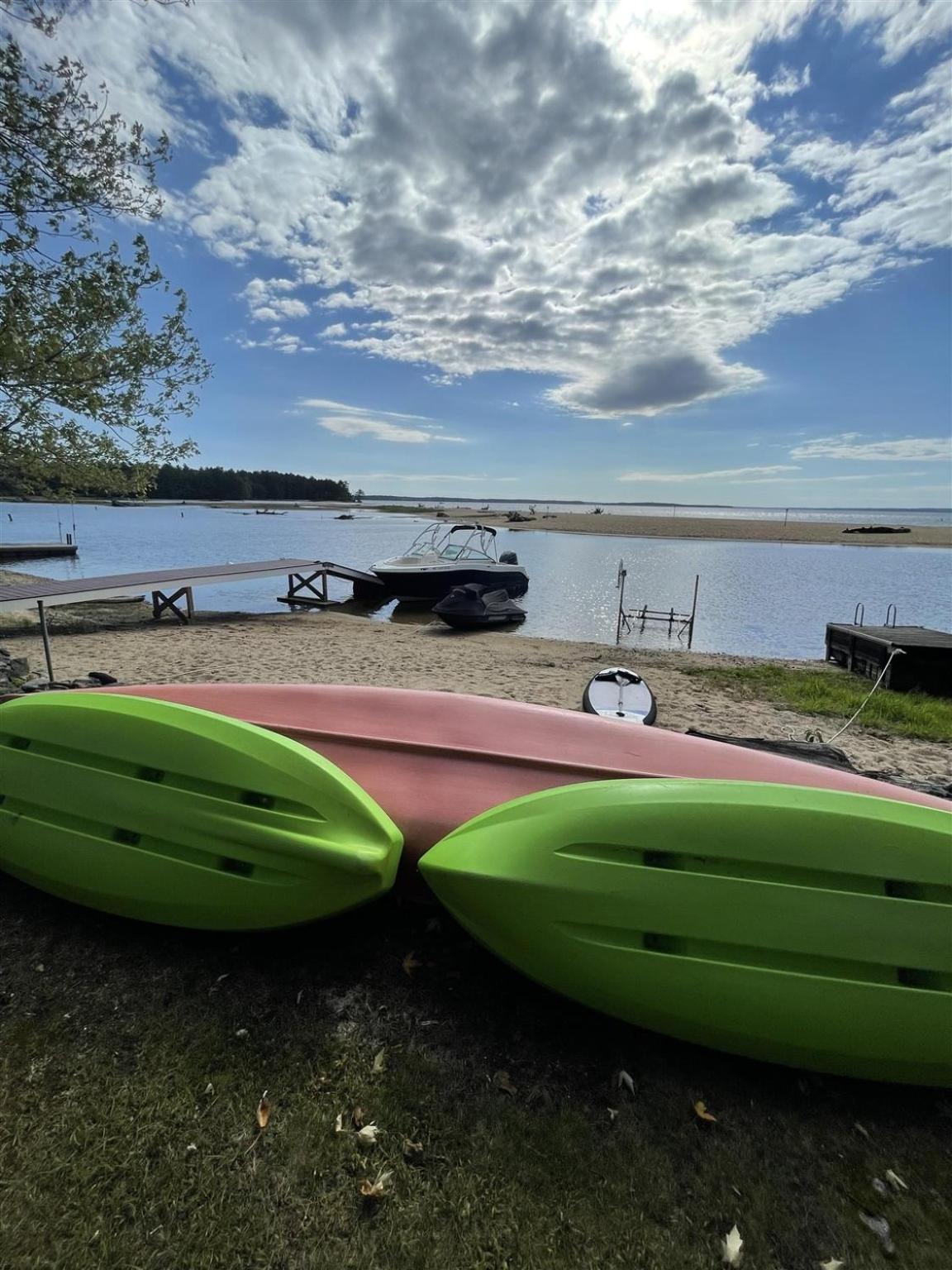 CAMP SANDBAR LIMIT 12 view 2