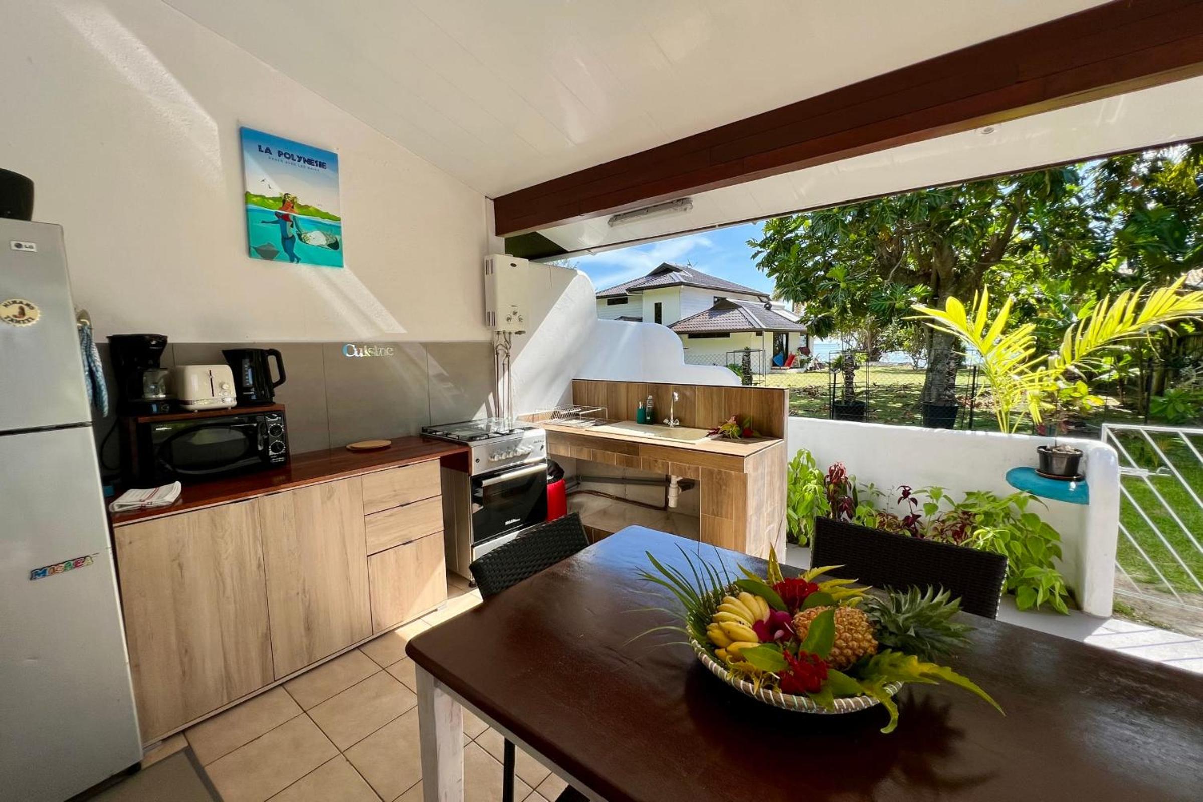 Fare Tokatea - Charming Studio w Excl Beach Access view 2