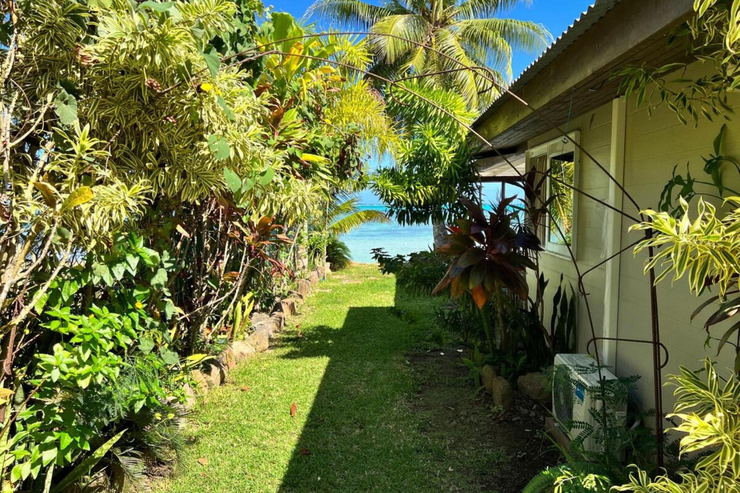 Fare Matairoa - 2BR Beach Cottage view 3