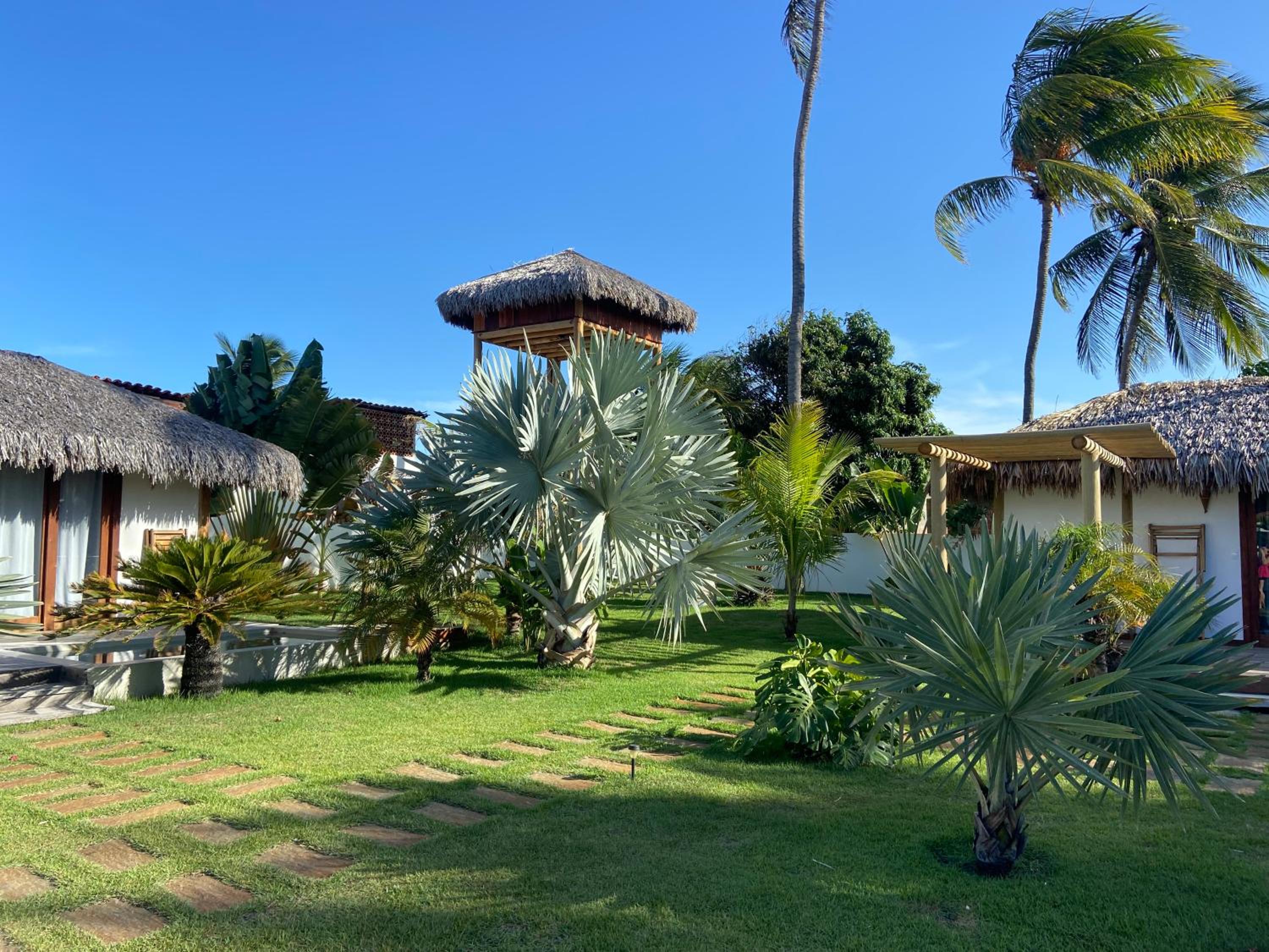 Tiki Pool's Bungalows