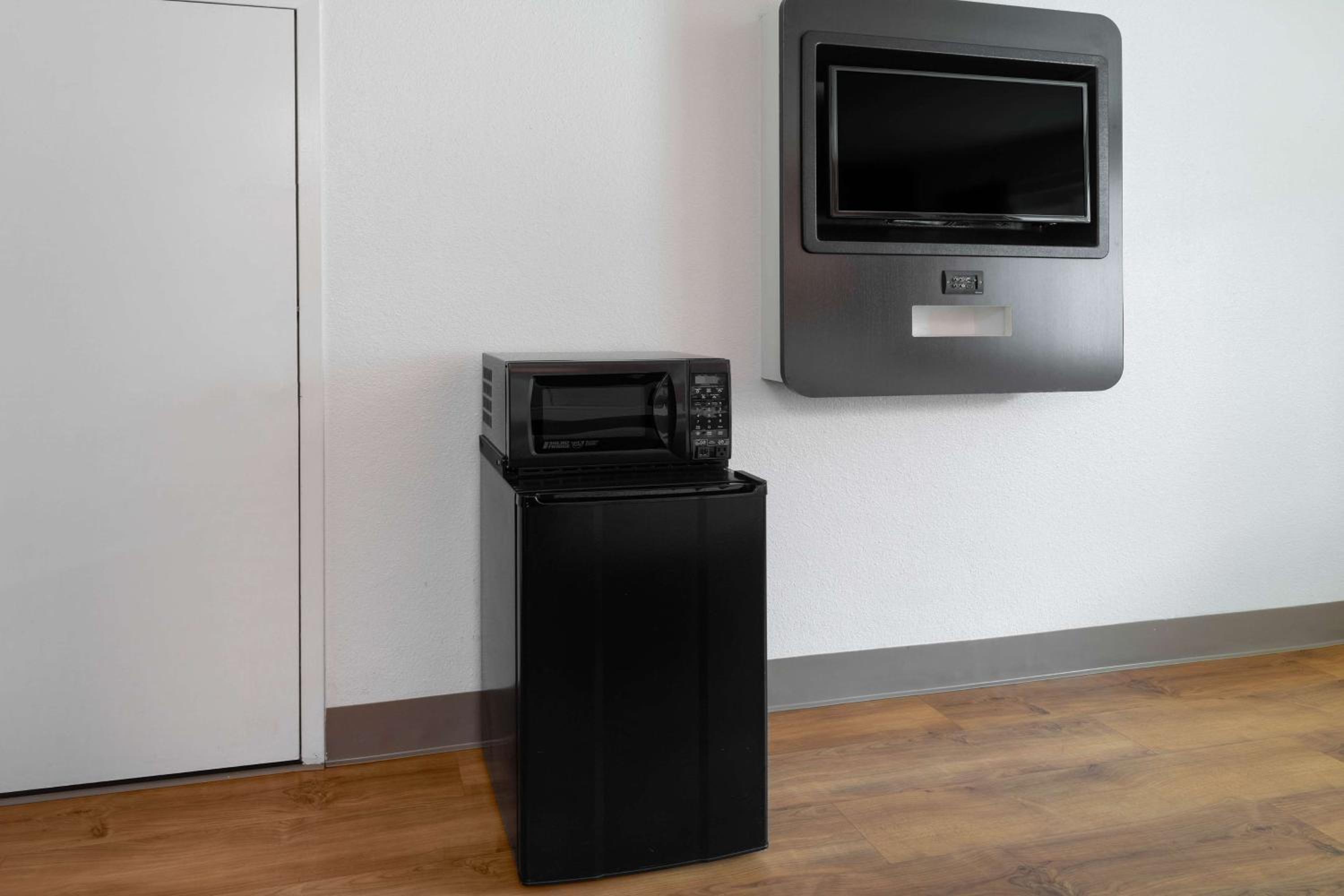 Motel 6-Carpinteria, CA - Santa Barbara - South - Property Image 5