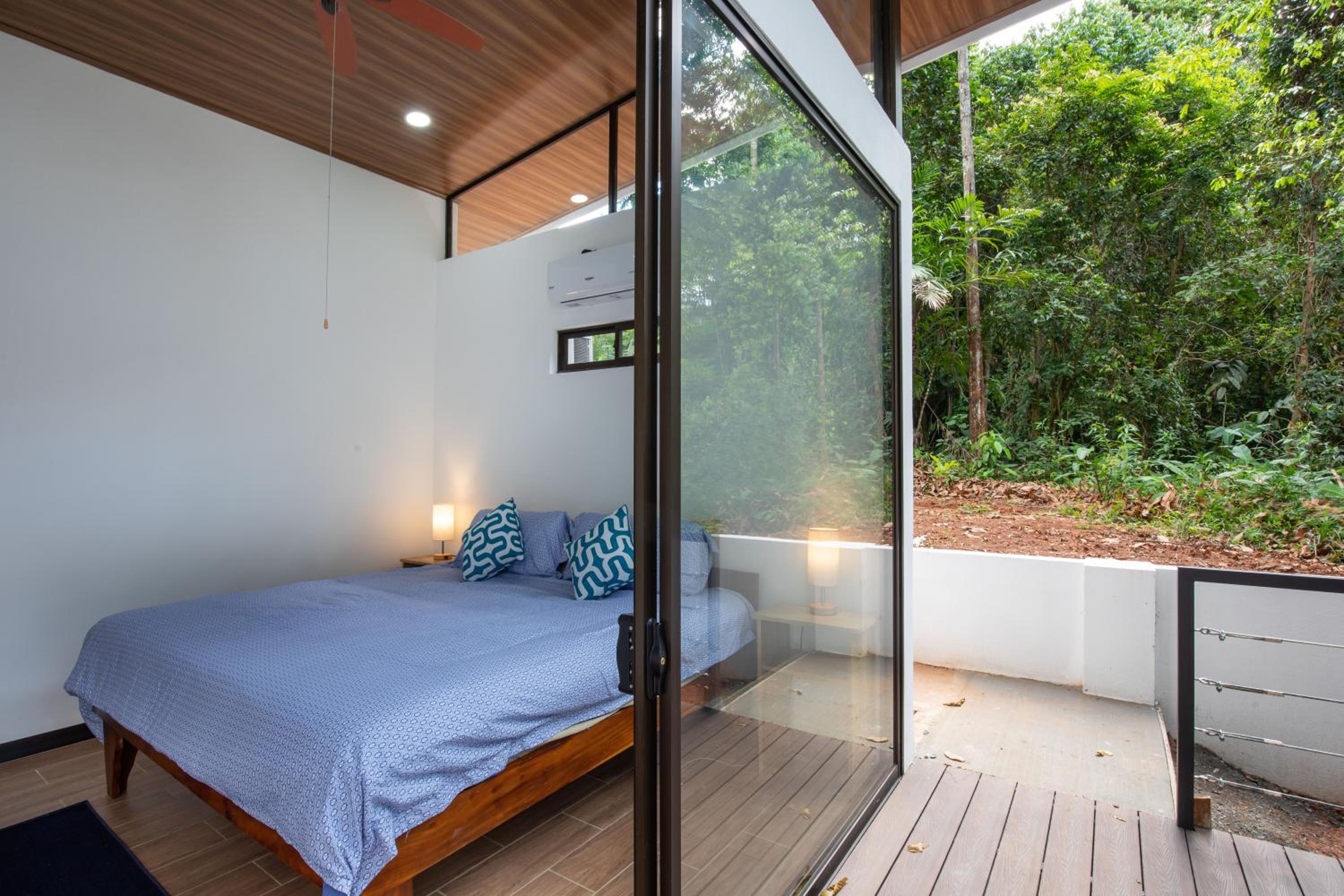 Casa Henaway - Portasol Vacation