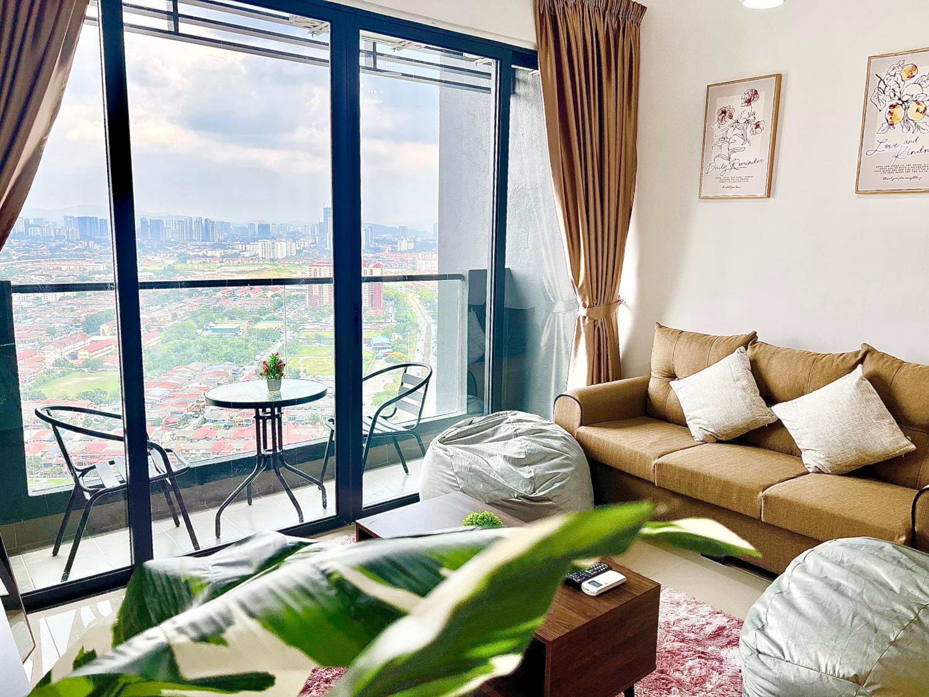 Cozy 1-7 pax Sunway Pyramid 2Room Wifi TV Balcony photo 3