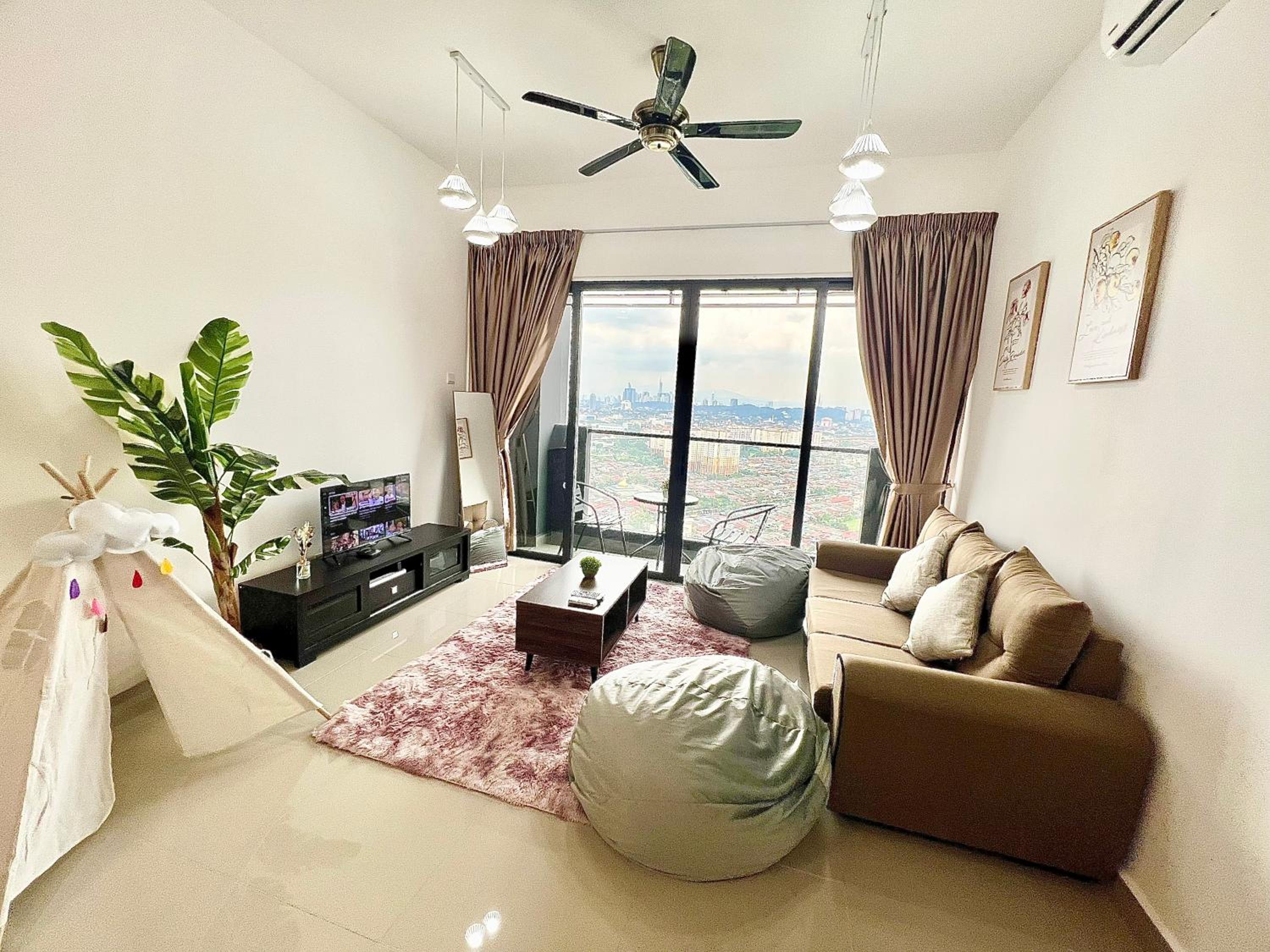 Cozy 1-7 pax Sunway Pyramid 2Room Wifi TV Balcony photo 4