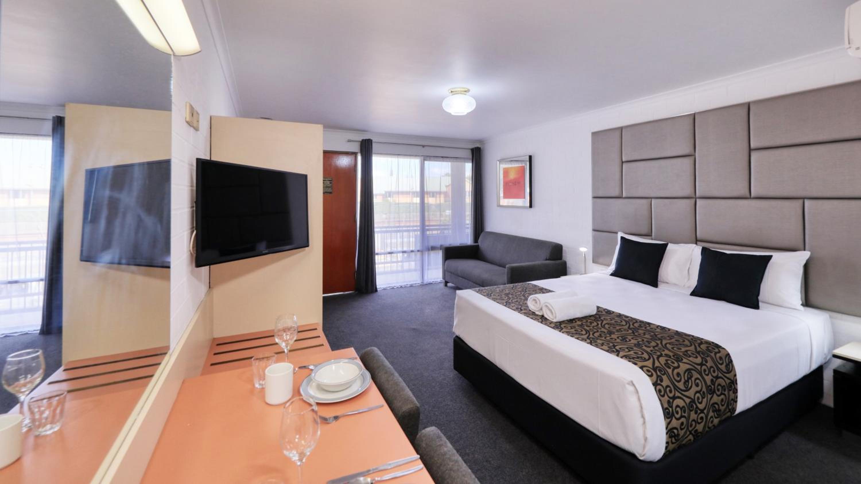 City Reach Motel