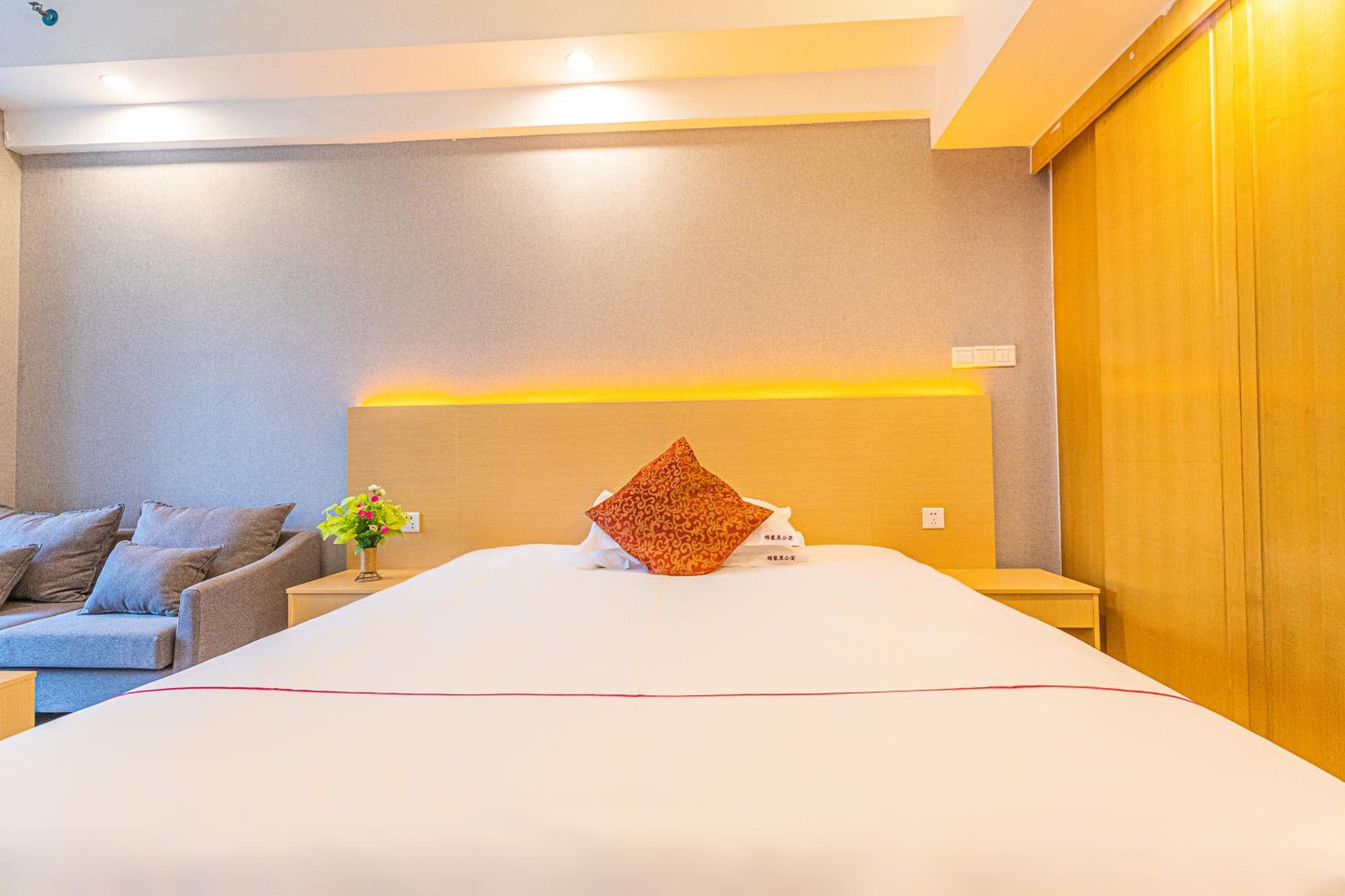 Orange International Hotel Guangzhou Zhujiang New Town Branch