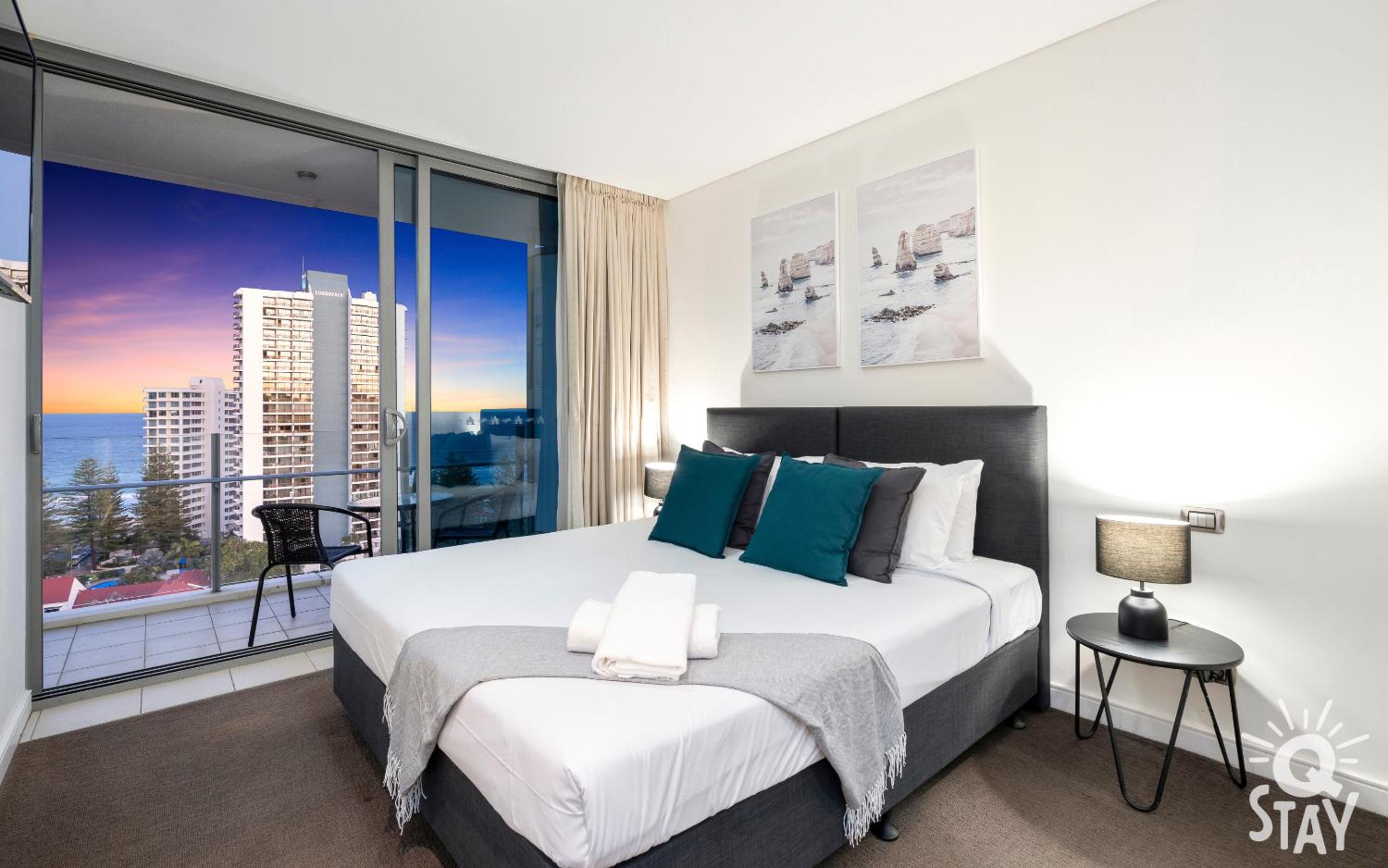 Elston Apartments - QStay