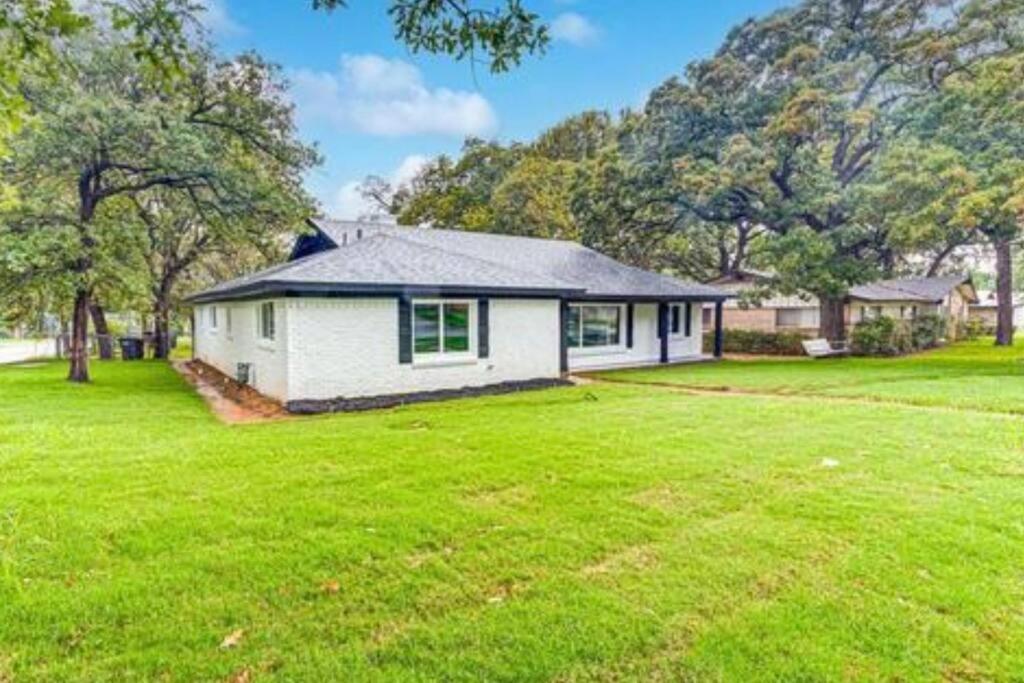Spacious/Cozy home in Fort Worth