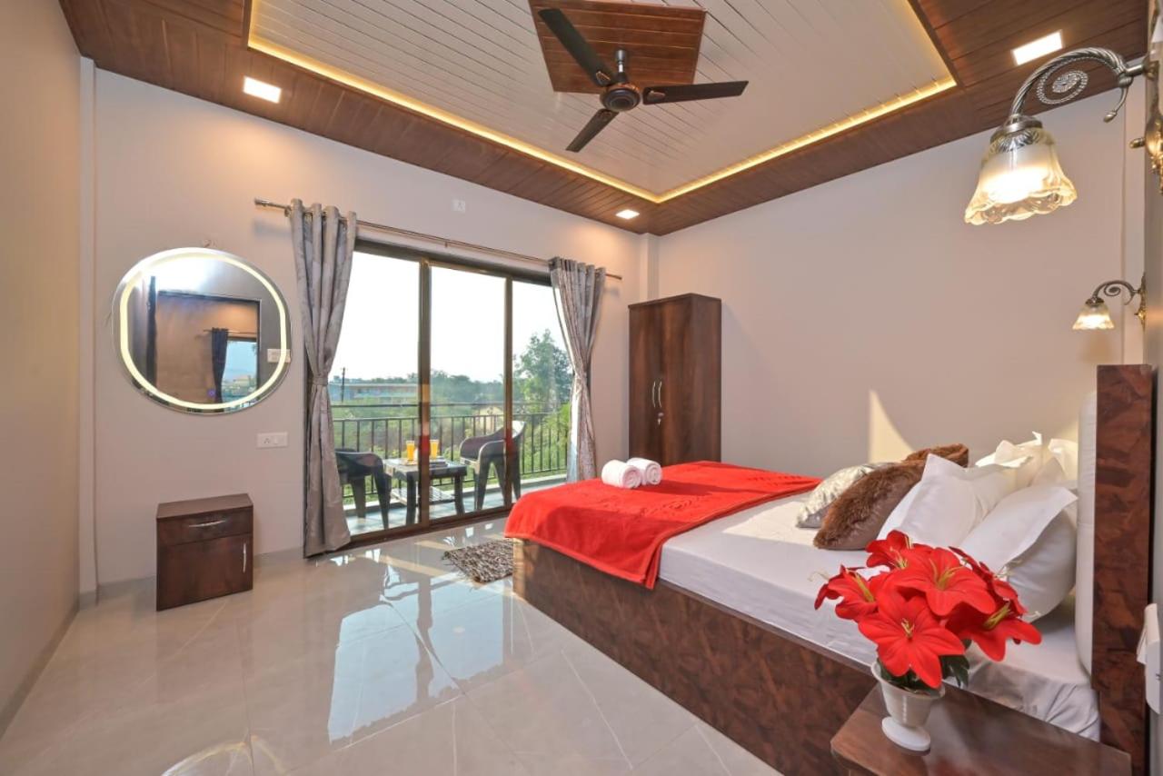 Hill 5Bhk Villa Lonavala