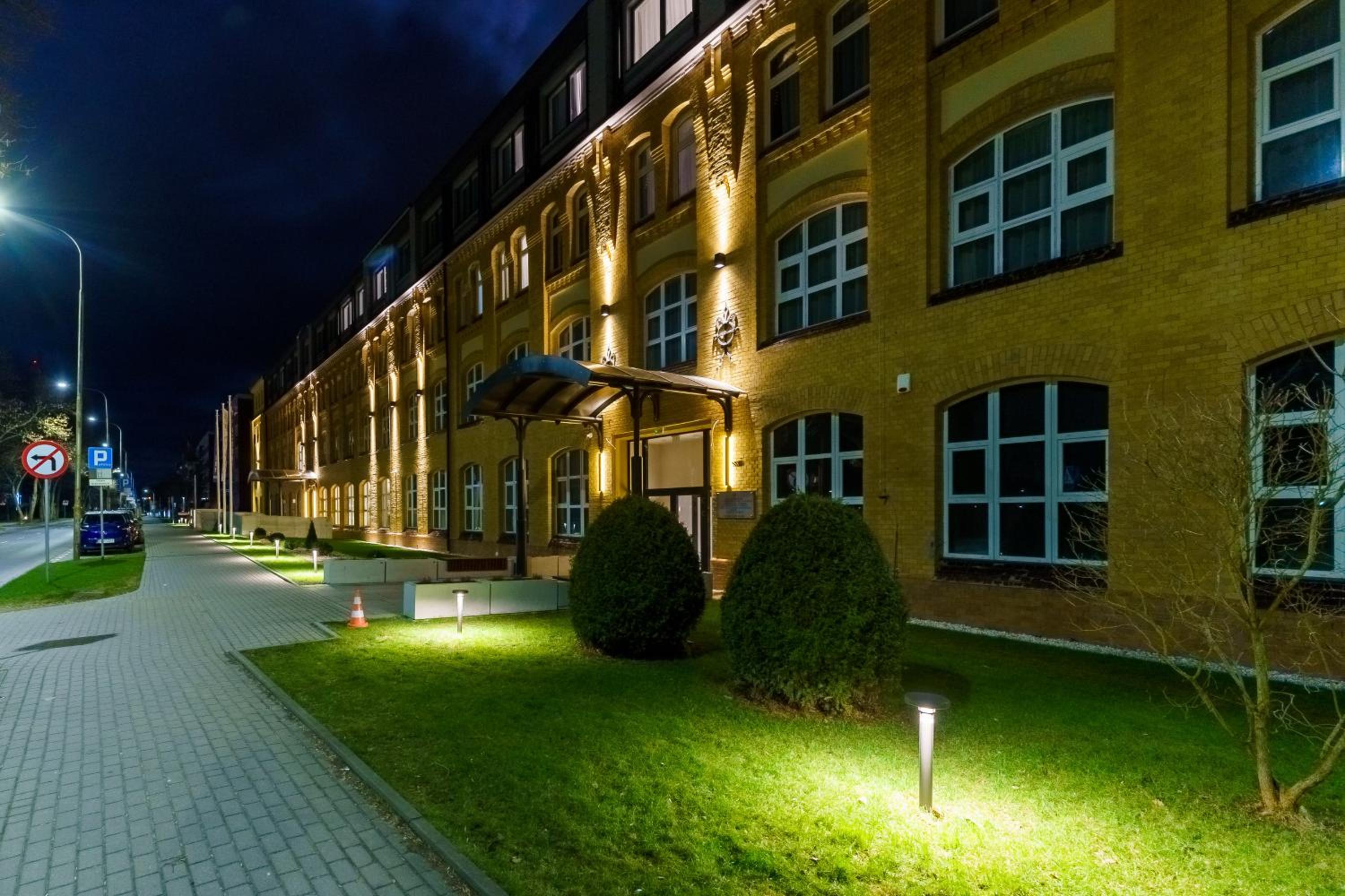FACTORY RESORT wellness & spa