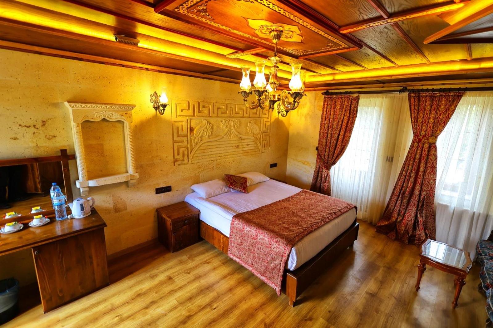 Cappadocia Empire Cave Hotel - Image 19