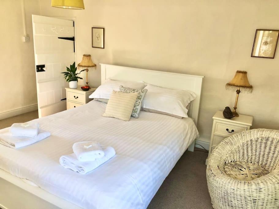 Cosy Farmhouse Escape in Monmouthshire view 5