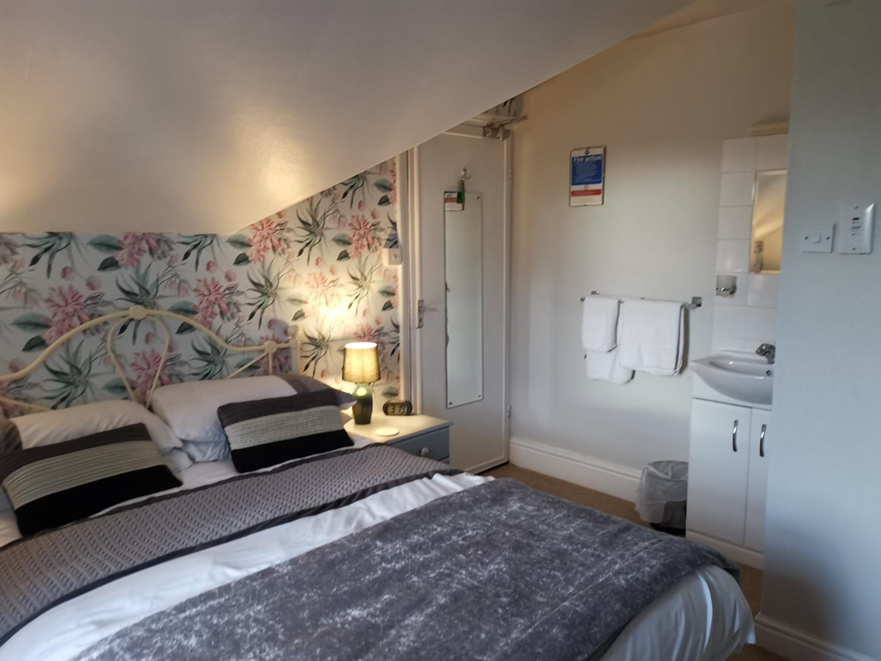 Brooklands Guest House