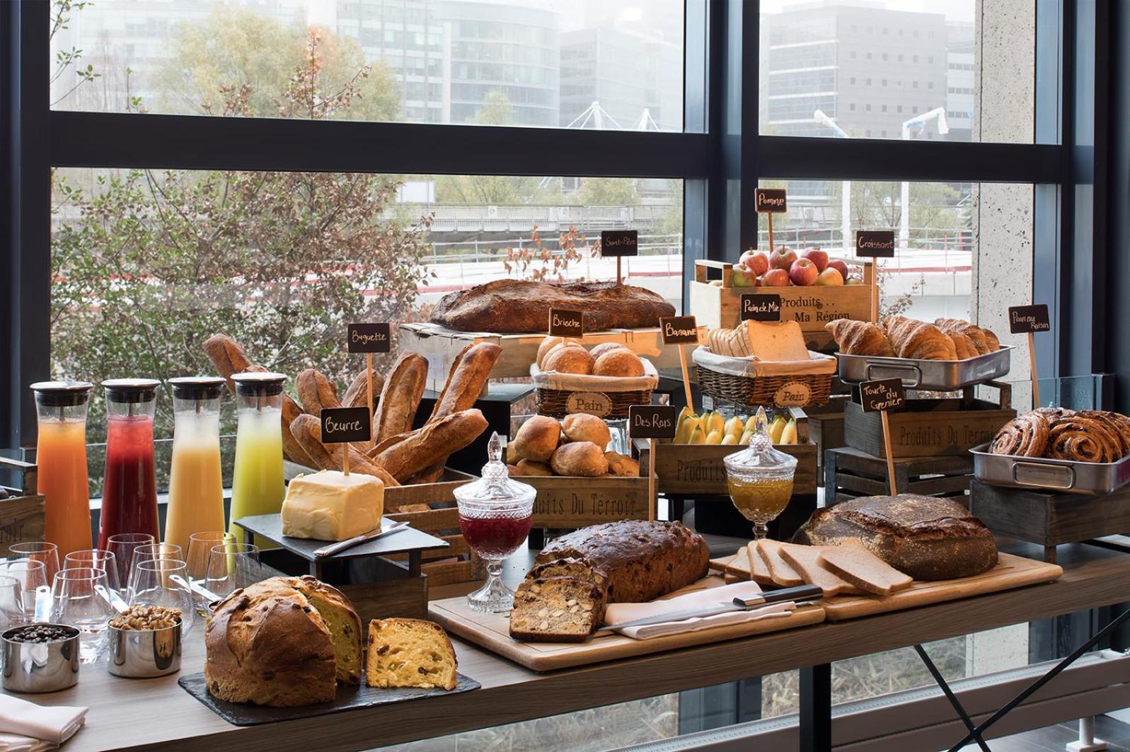 Puteaux Vacations - Renaissance Paris La Defense Hotel - Property Image 4