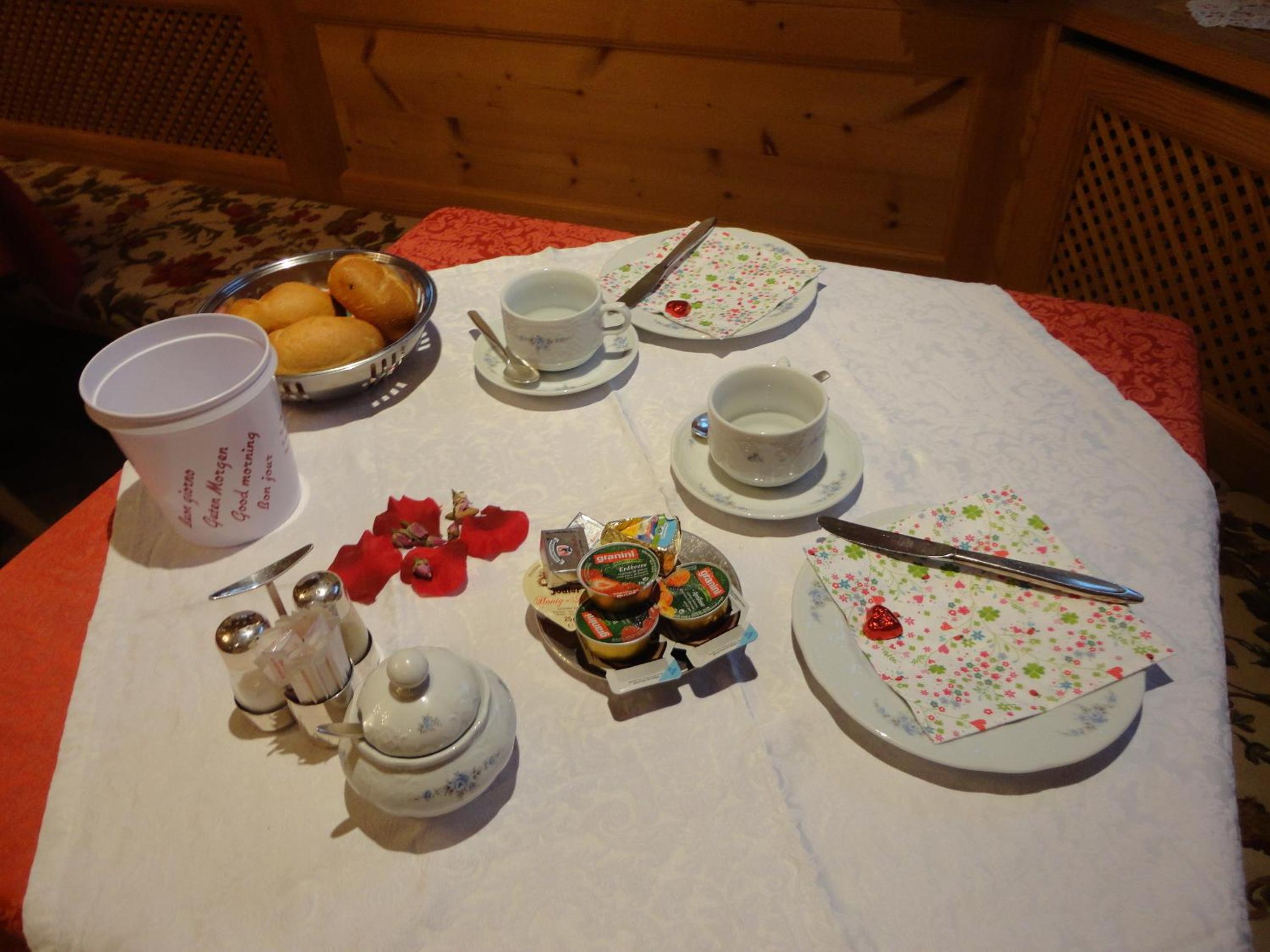 Photo 37