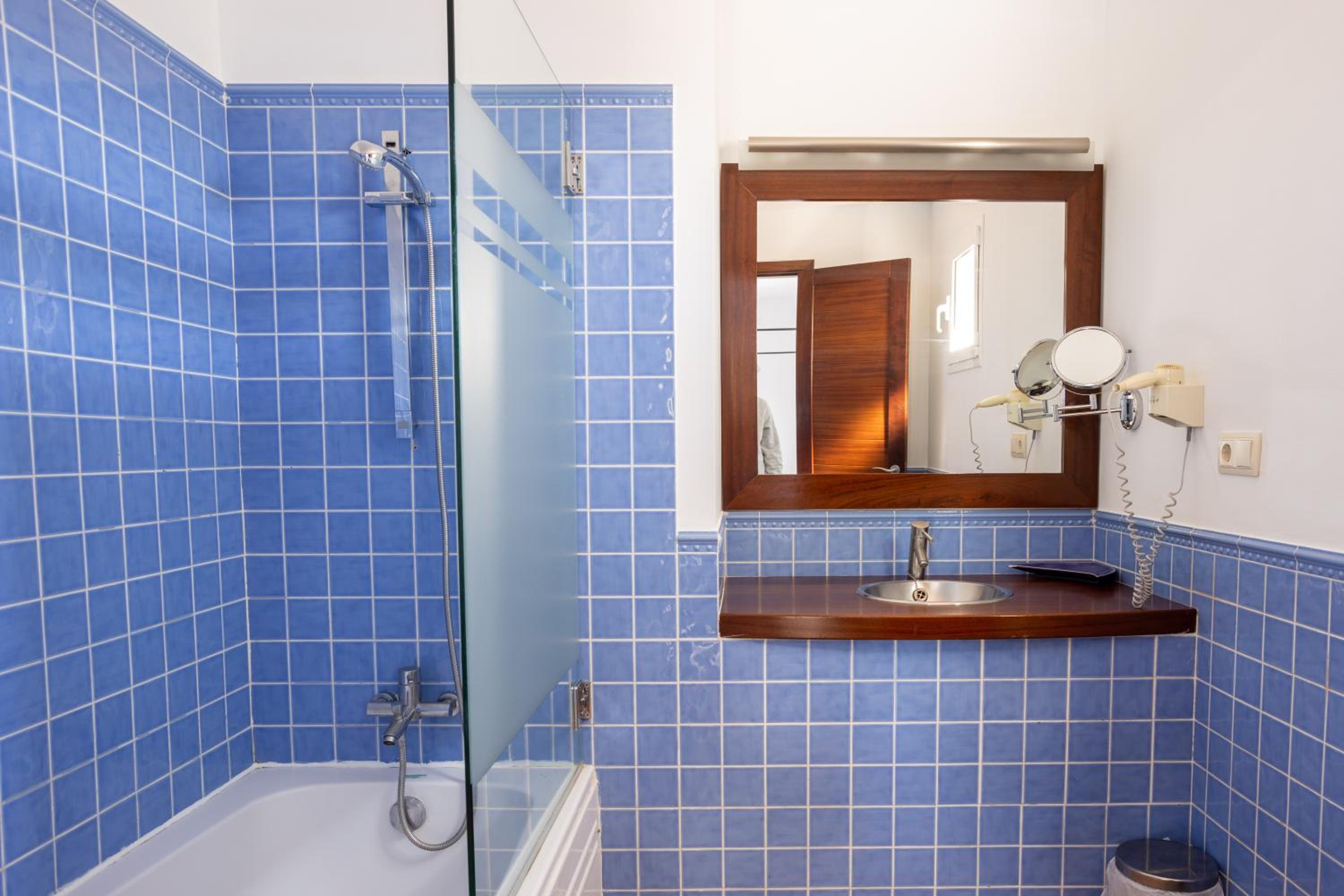 Villas Finesse By MENORCARENTALS