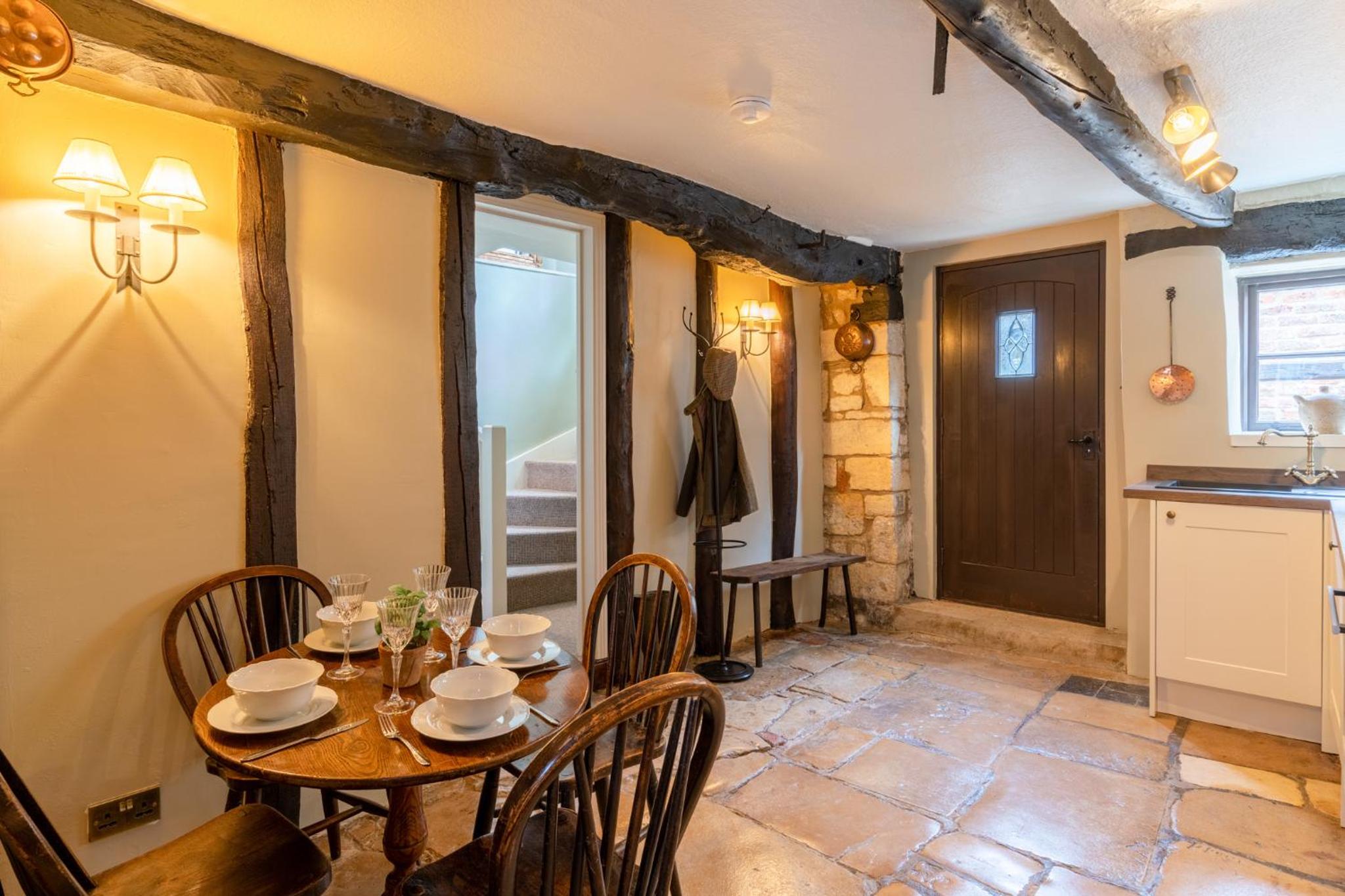 Castle Cottage Winchcombe view 4