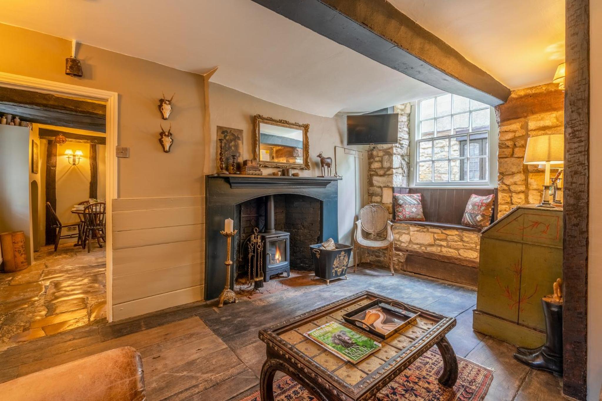 Castle Cottage Winchcombe view 2