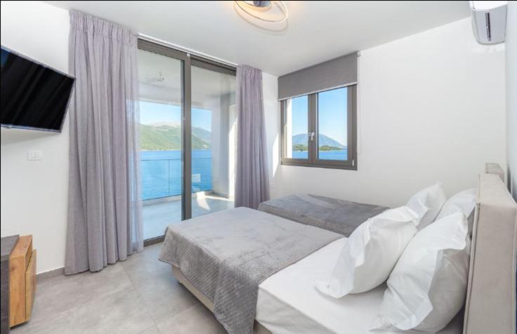 Mrs Grey Luxury Villa view 3