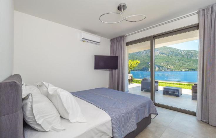 Mr Grey Luxury Villa view 5