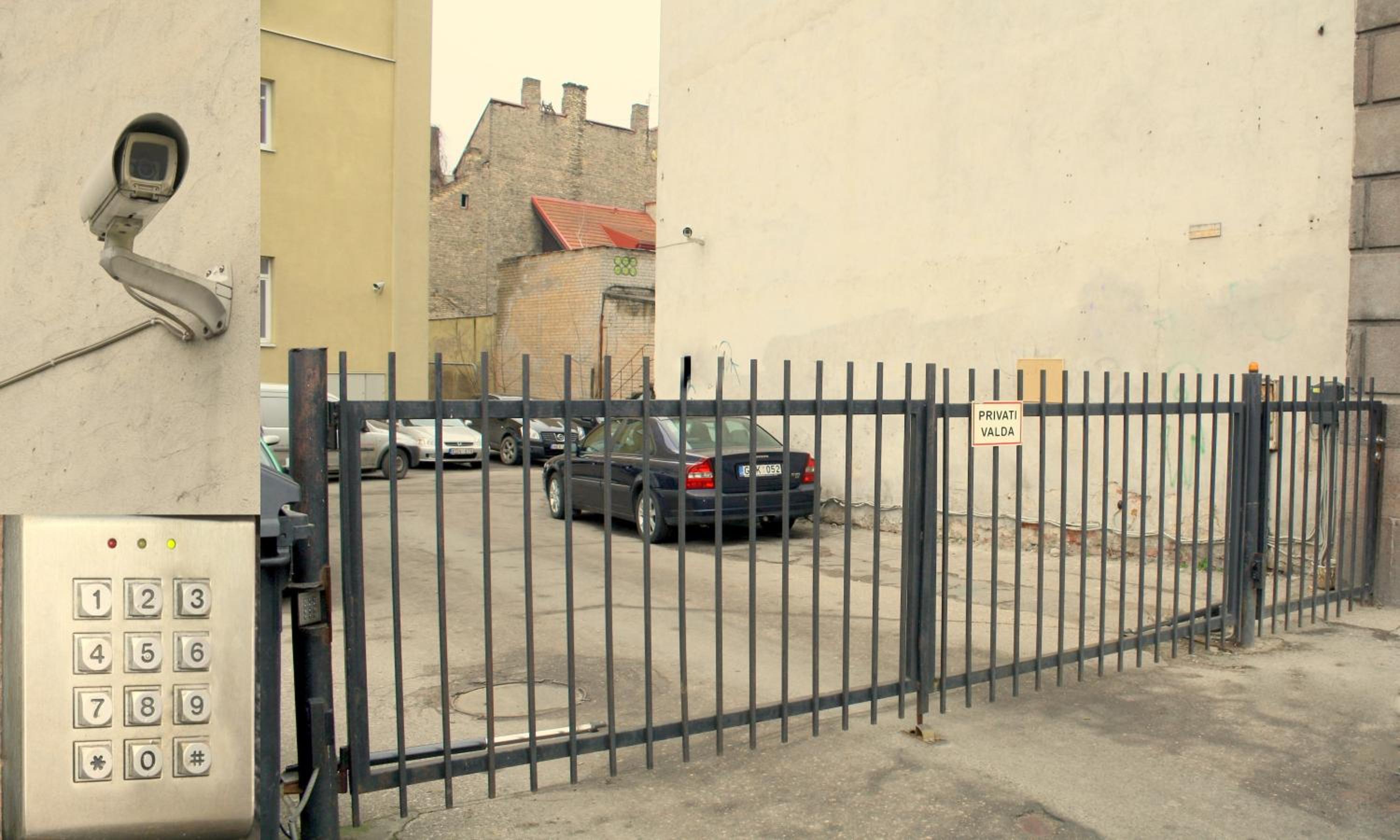 Photo 16