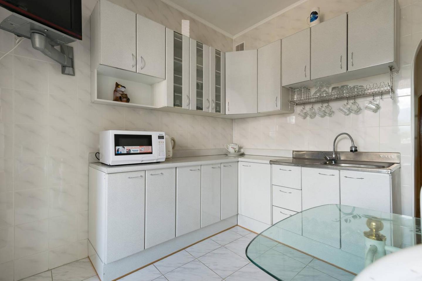 Nadezhda Apartments in Samal, mountain-view