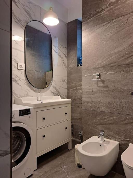 Classy apartment with parking in the city center view 5