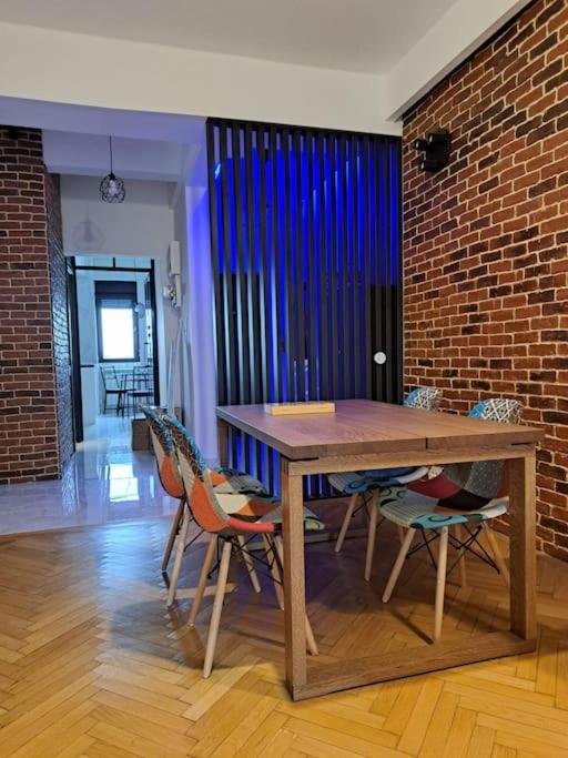 Classy apartment with parking in the city center view 4