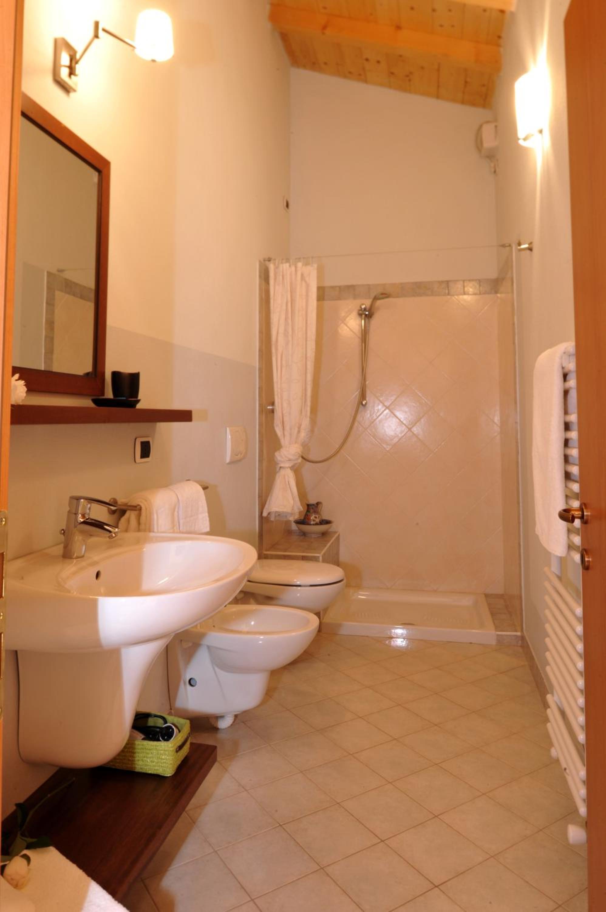 Photo 42