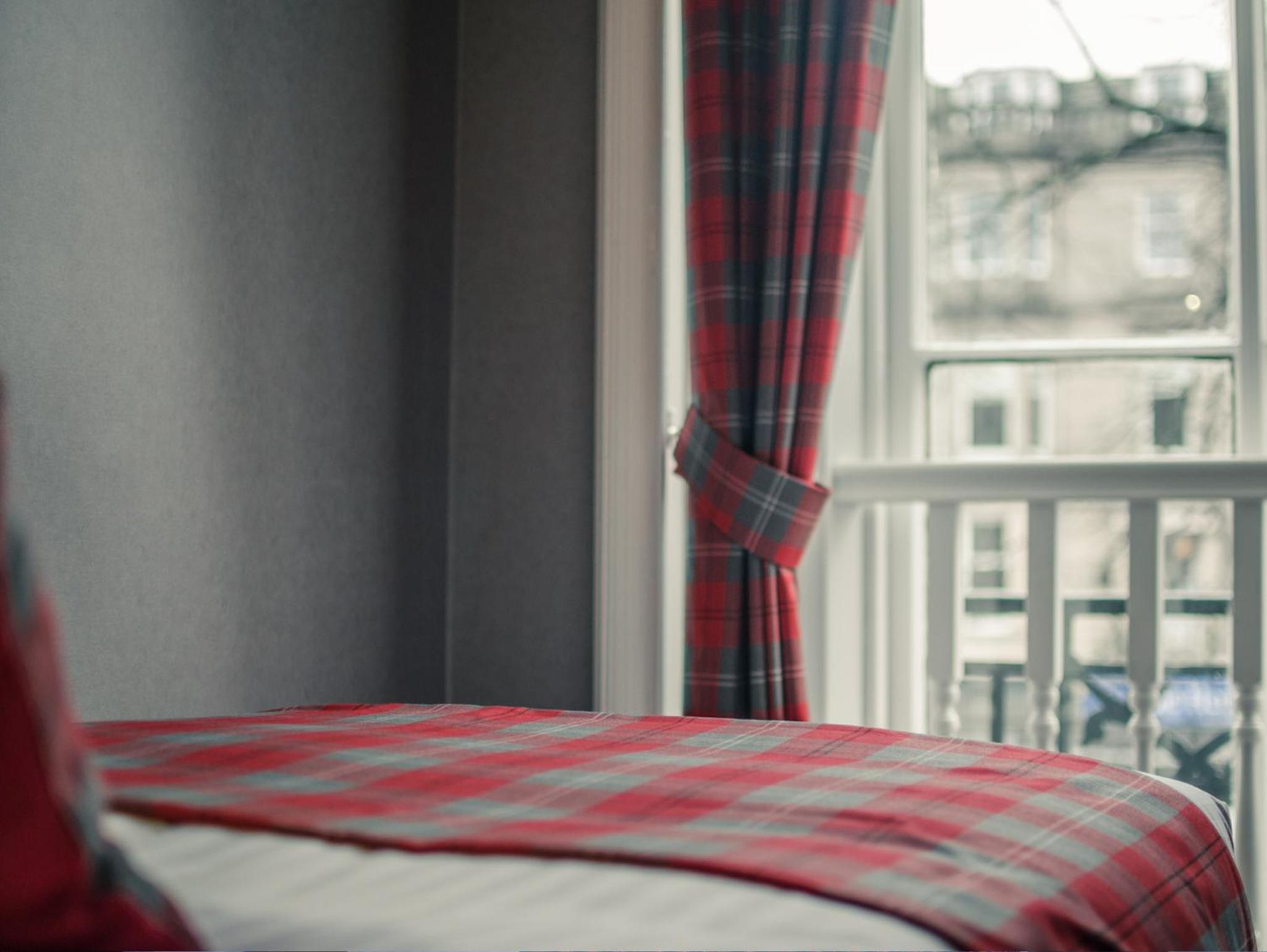 Glasgow Vacations - Argyll Western Hotel - Property Image 10