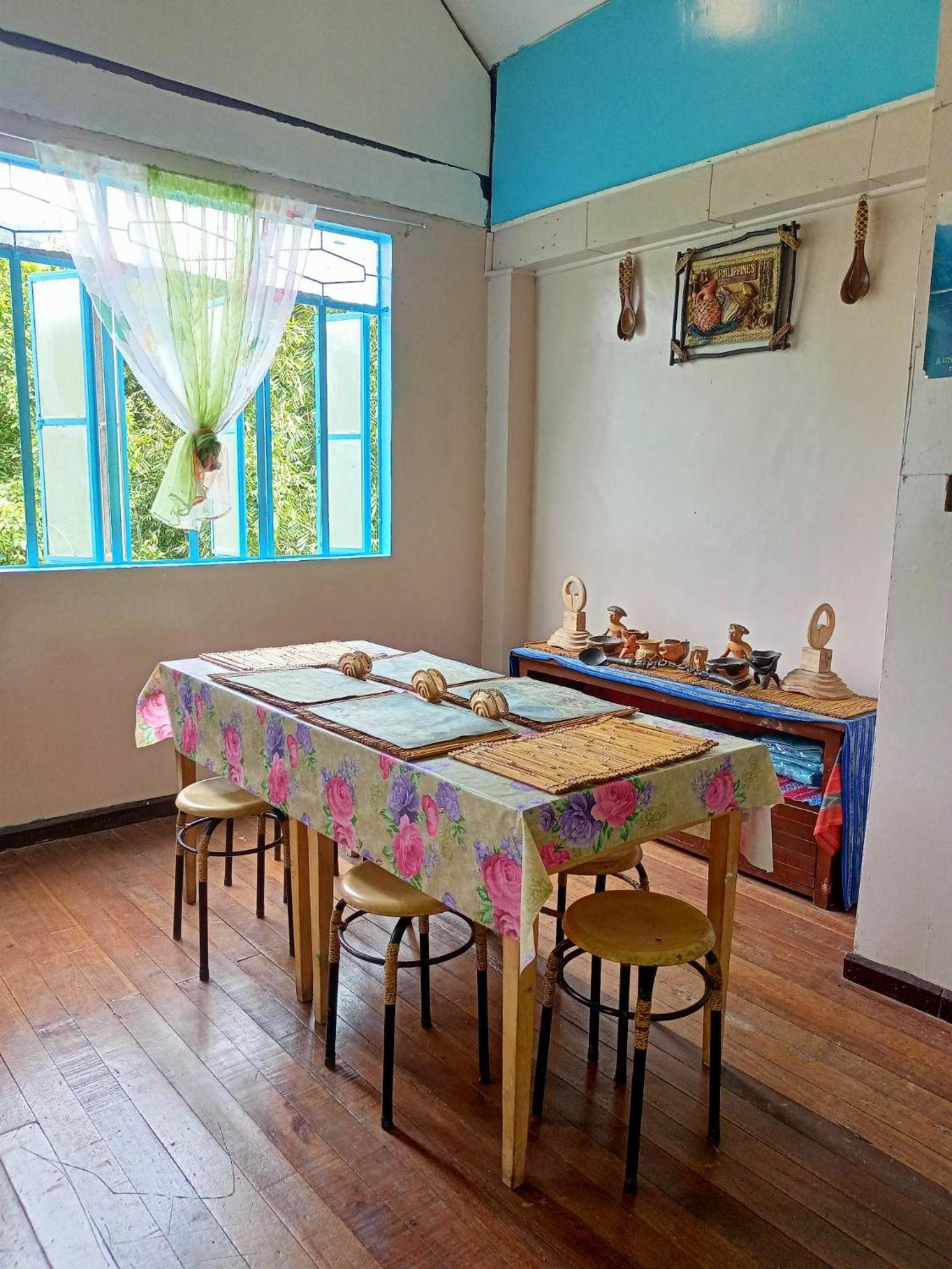 Banaue Transient House Bed and Breakfast