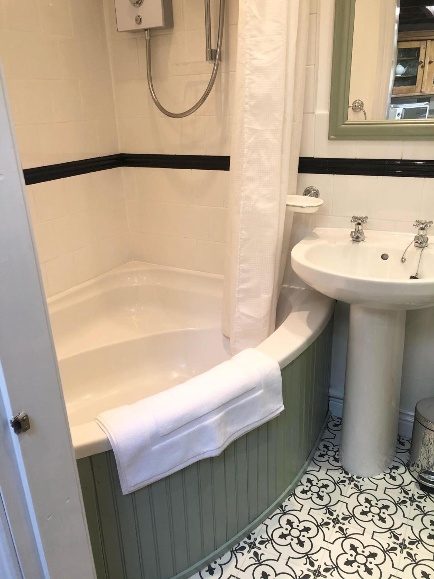Rock View Cottage, 2 bedrooms near Alton Towers