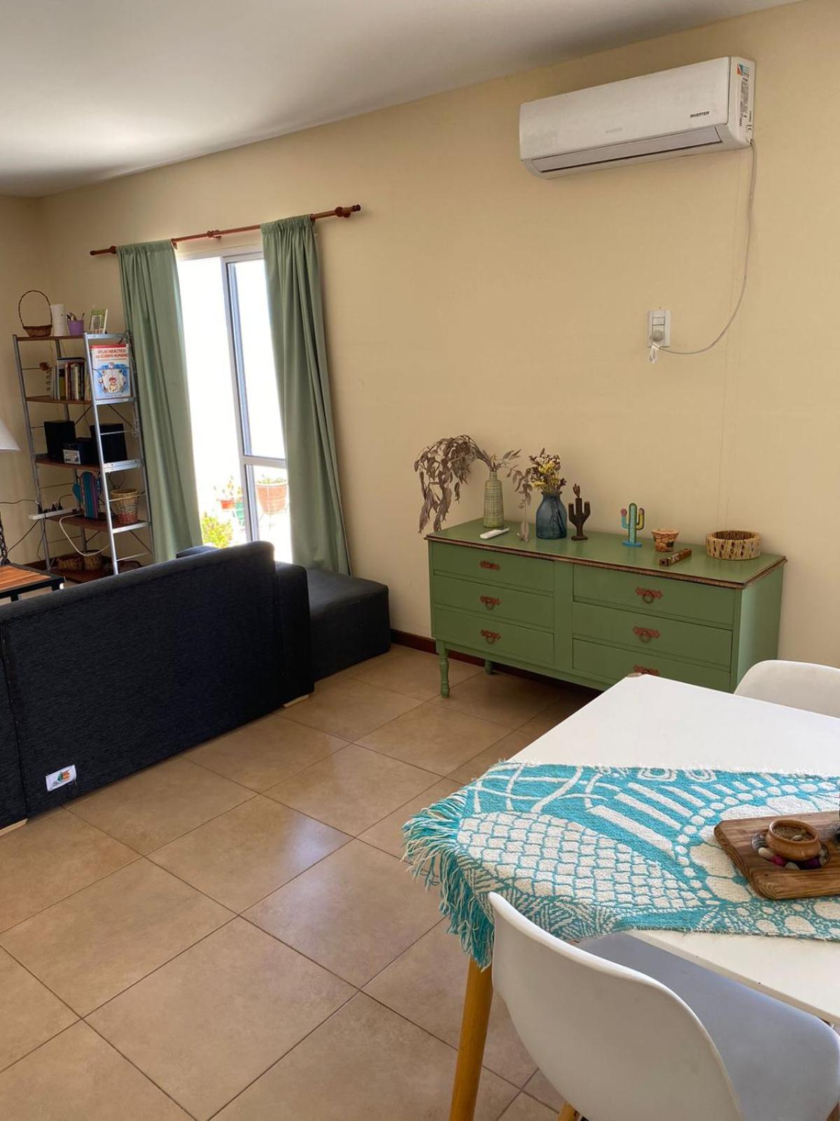 Departamento entre cerros y cielo