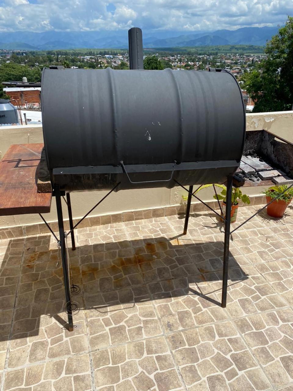 Departamento entre cerros y cielo