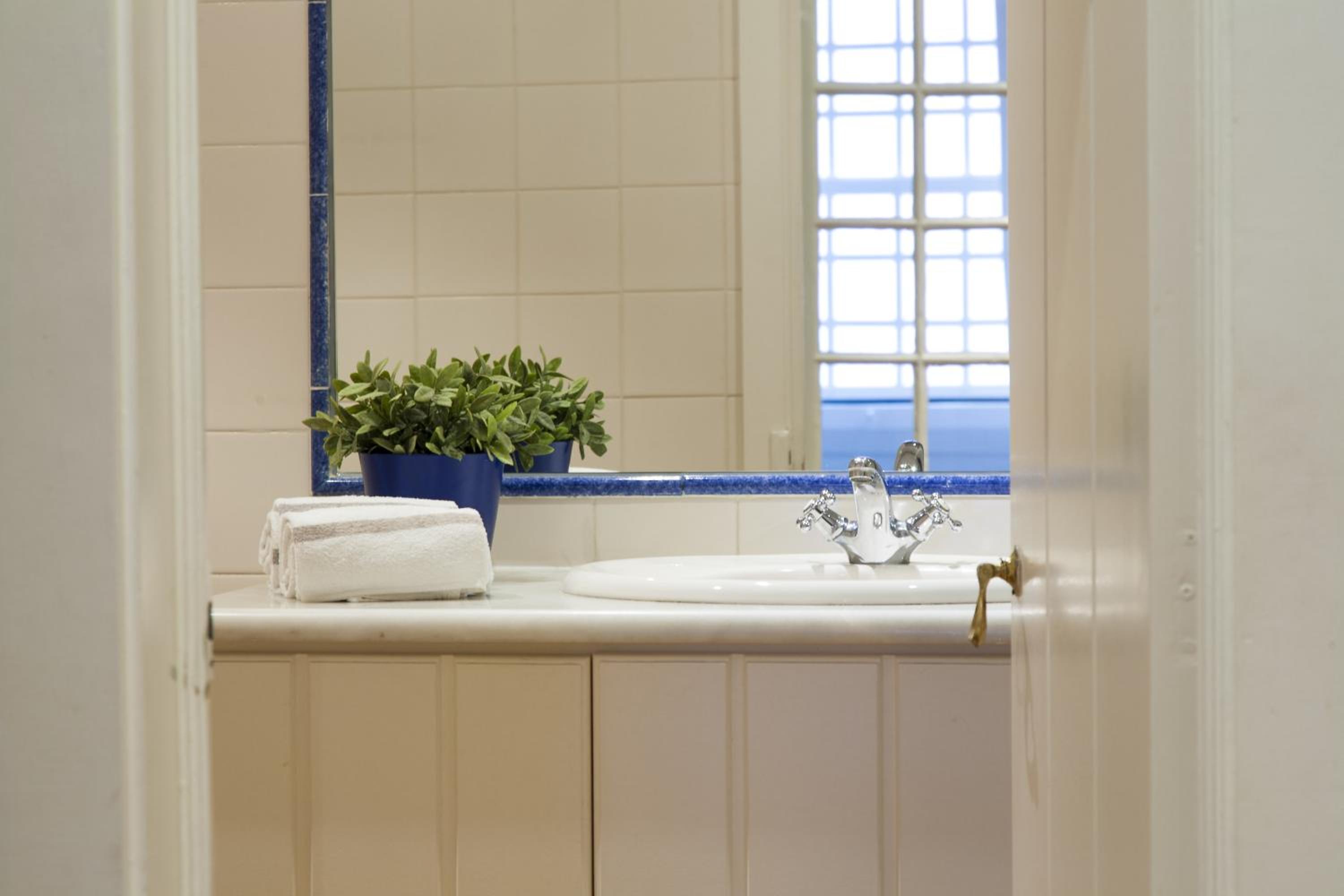 GuestReady - The Charm of Lisbon view 2