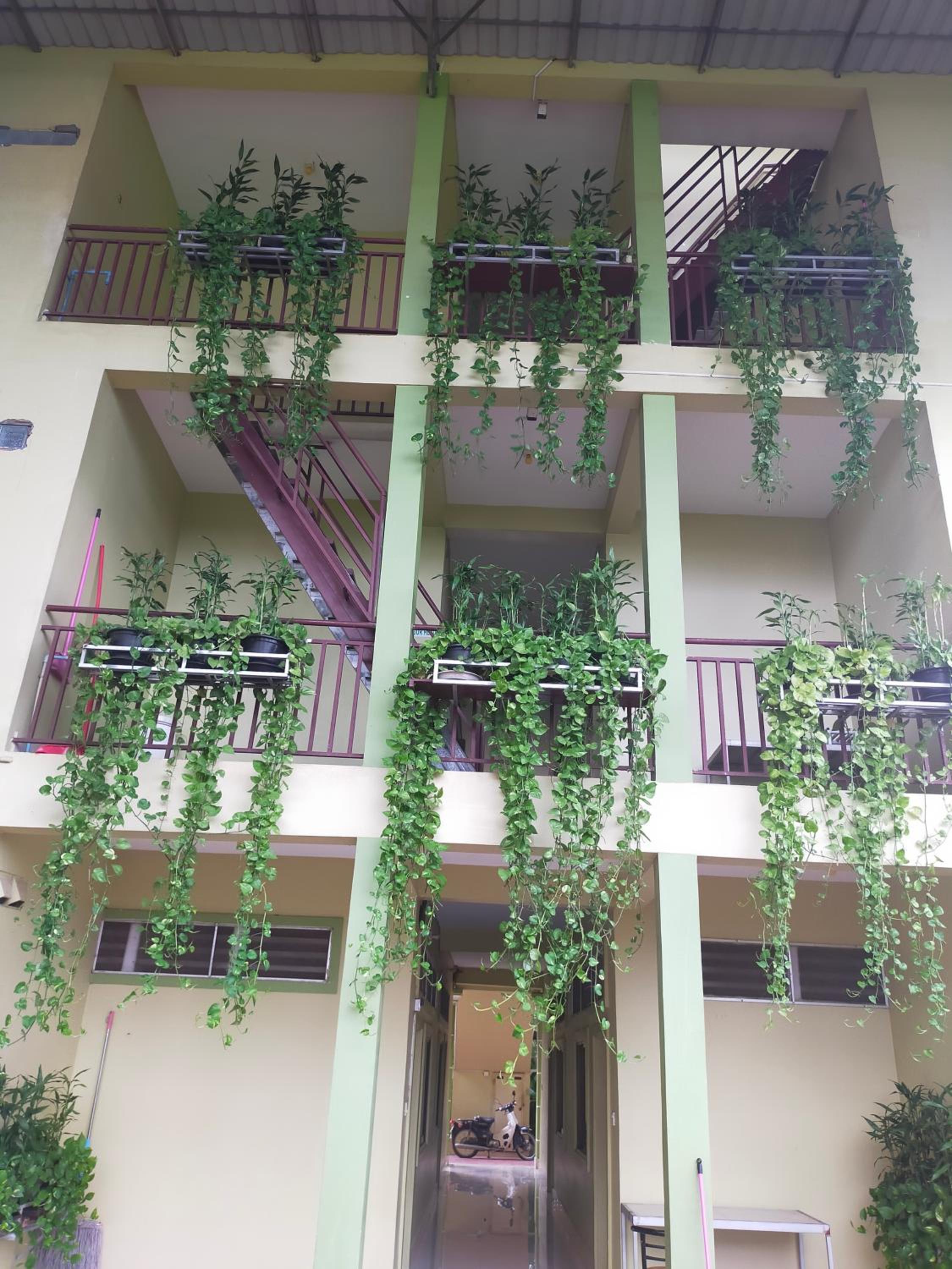 Phalla Riverside