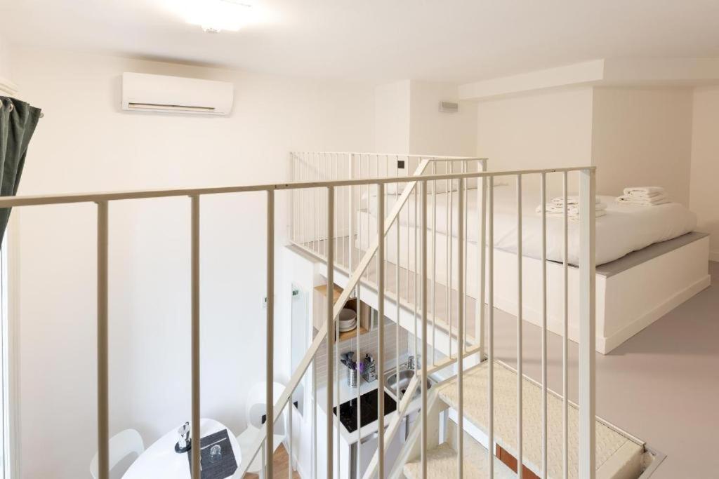 GuestHost - Central Studio APTS Milano-Corso Magenta
