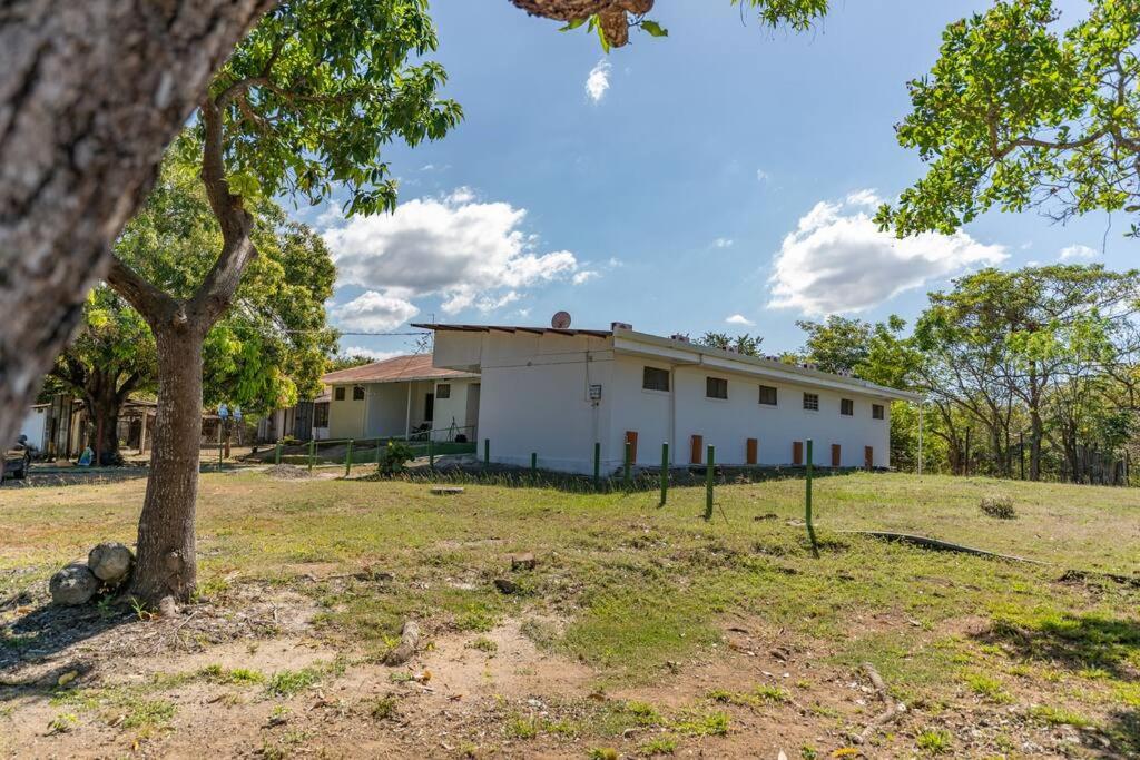 Hotel El Cocobolo Food&Rest Room 1 B&B WiFi AC Pkg Free Swimmingpool