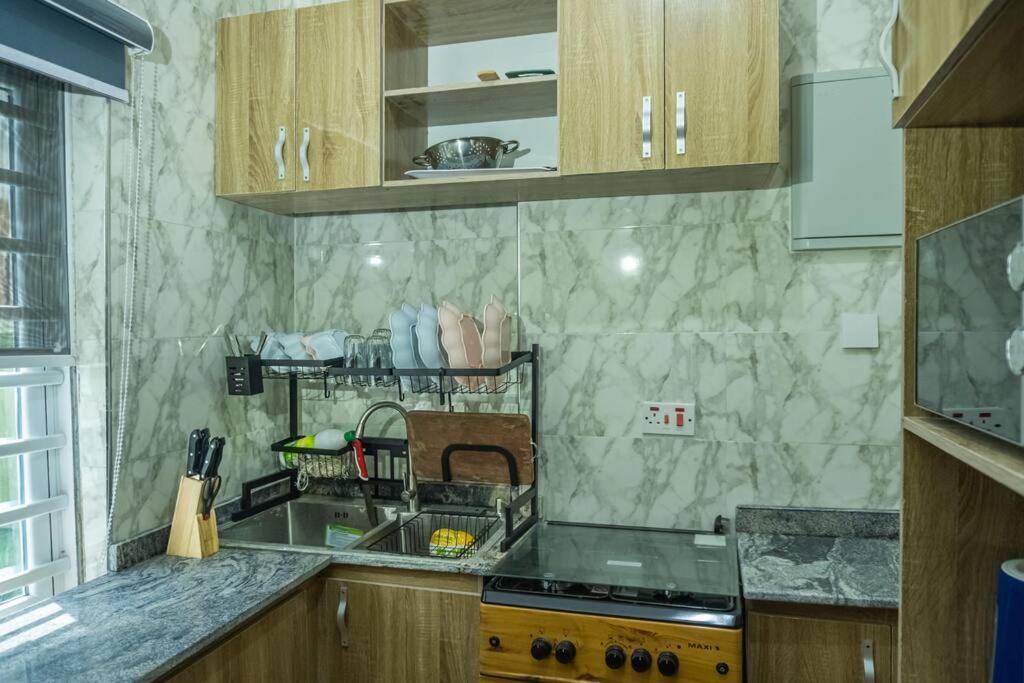 Awesome 1-Bed-Apt With 24hrs Power & Fast WiFi, photo 24