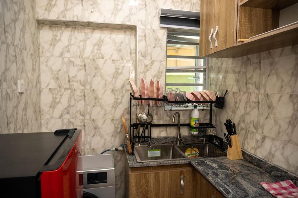 Adorable 1-Bedroom-Apt With 24hrs Electricity & Unlimited Starlink SuperFast Speed WiFi view 2
