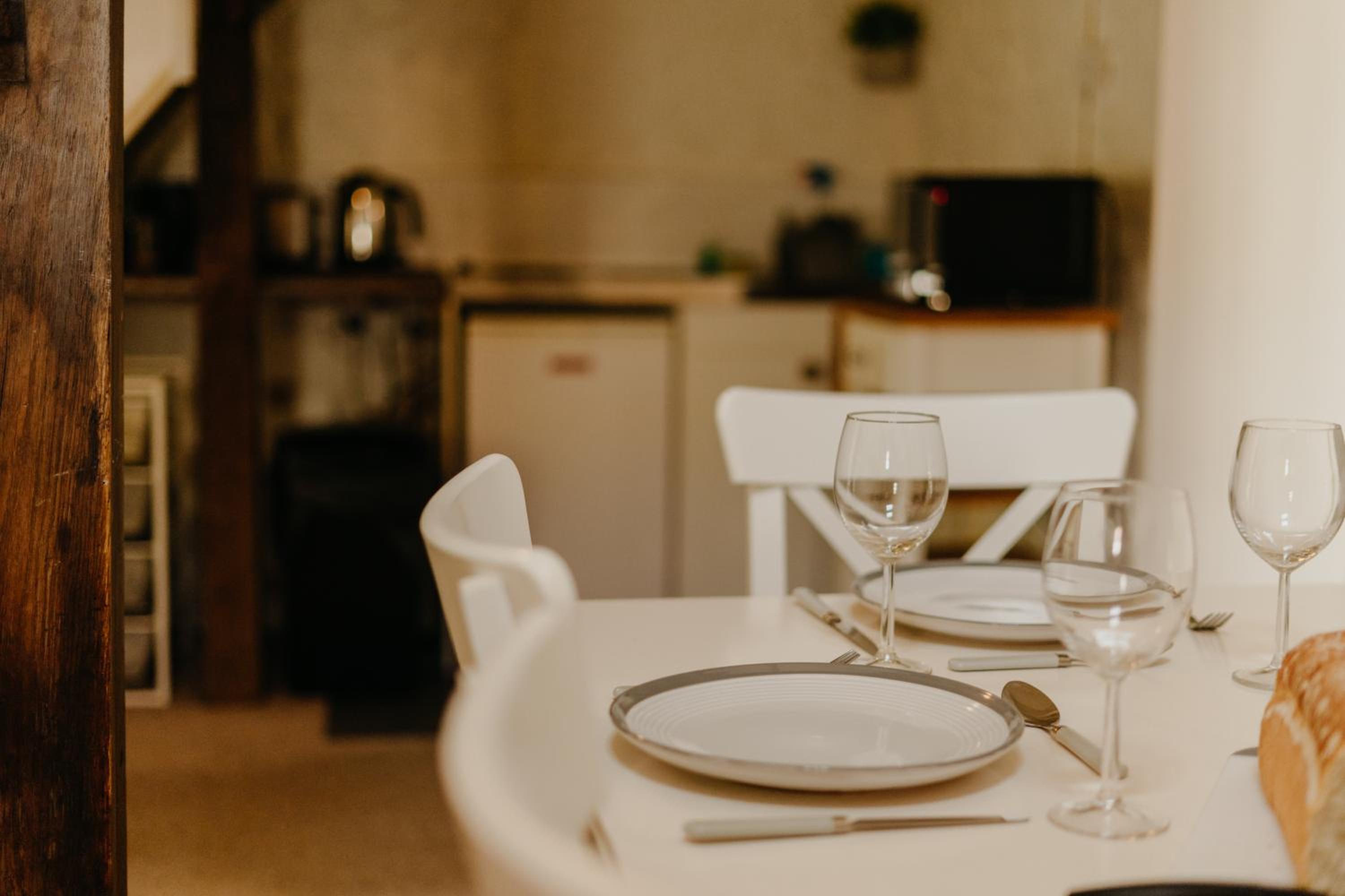 Little England Retreats - Cottage, Yurt and Shepherd Huts