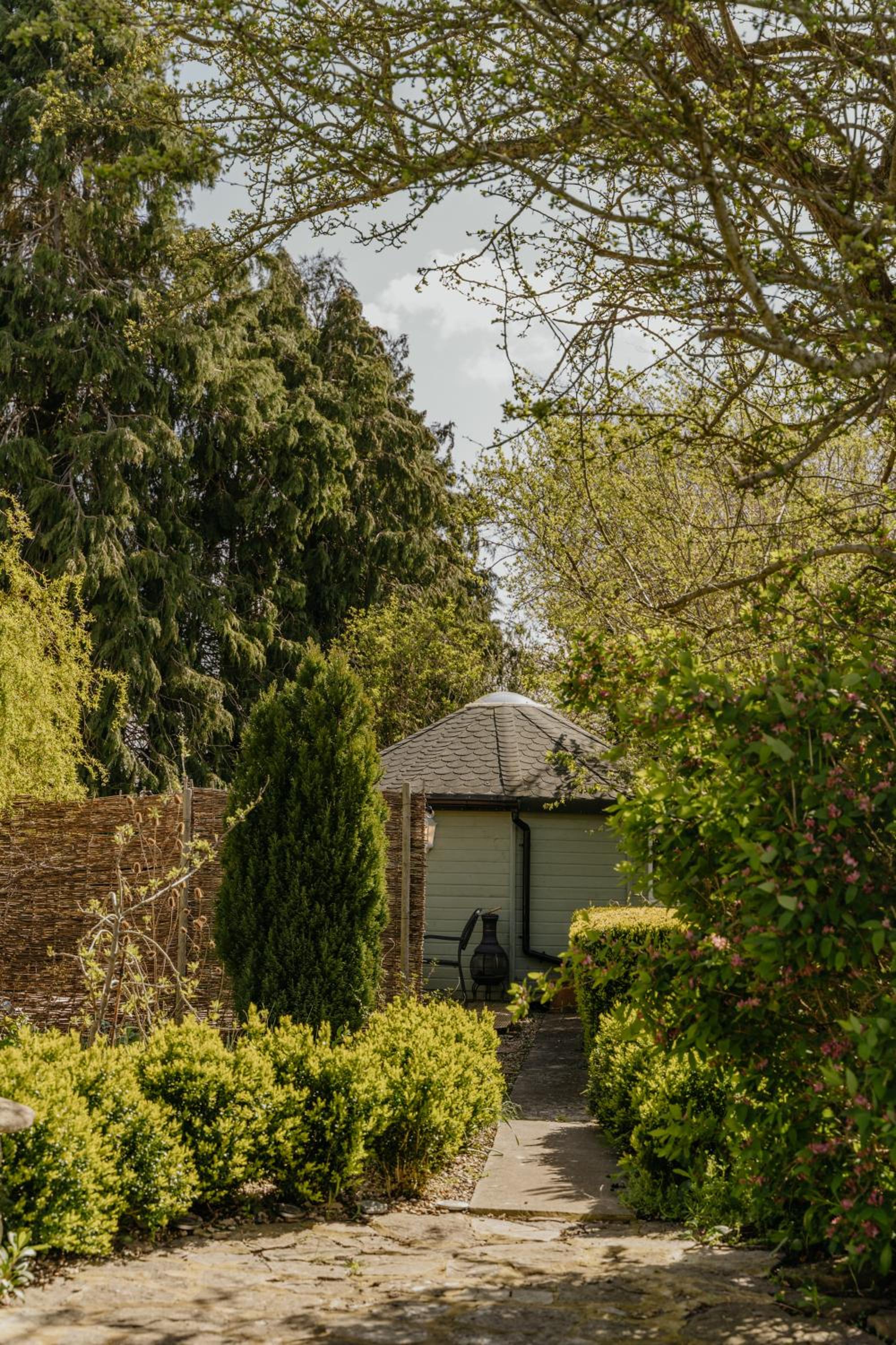 Little England Retreats - Cottage, Yurt and Shepherd Huts