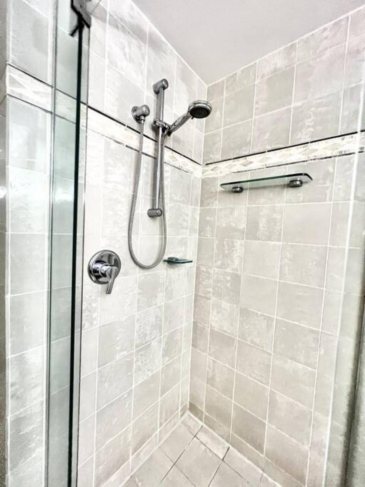 311 Hastings Street 2 Bedroom Luxury