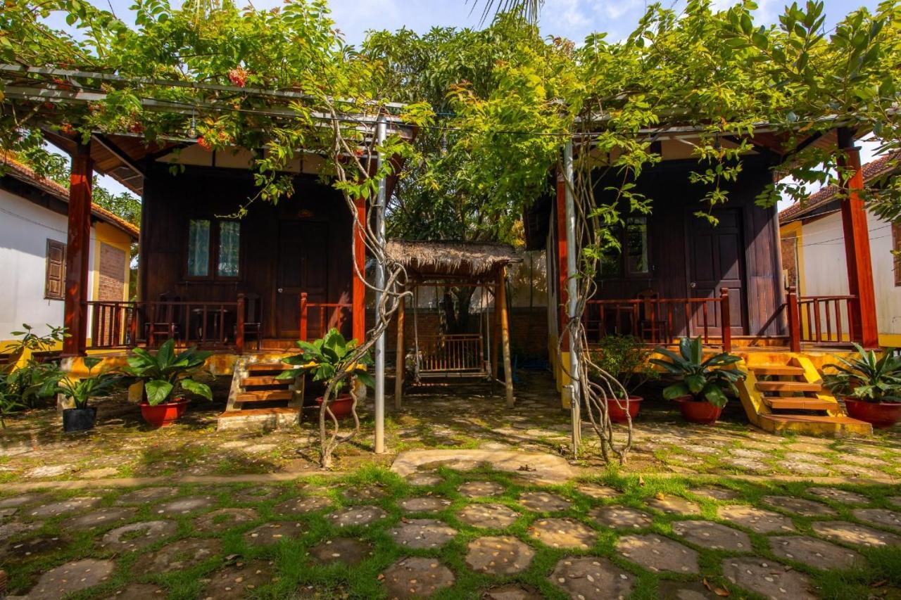 Hung Vuong Resort