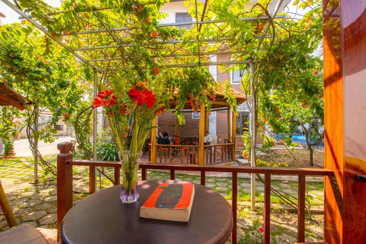 Hung Vuong Resort