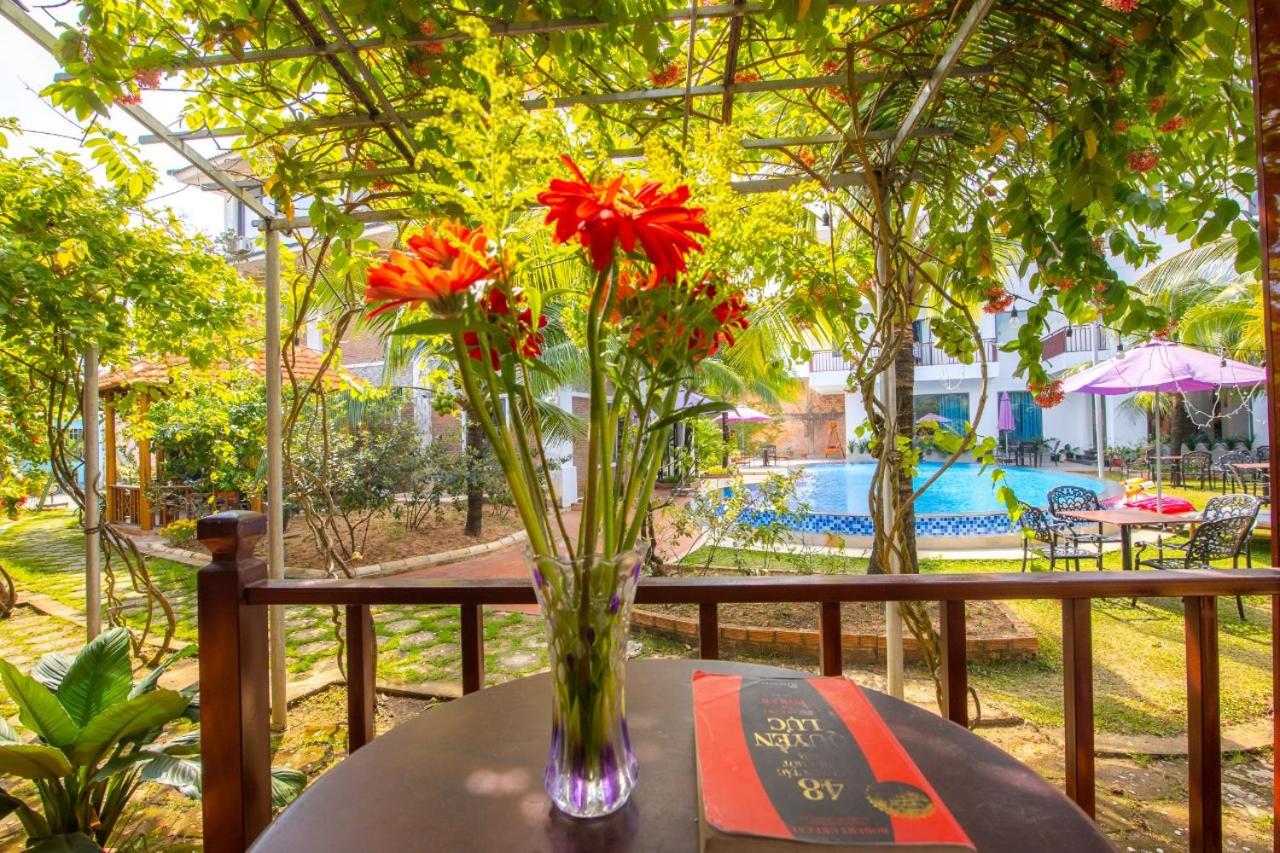 Hung Vuong Resort