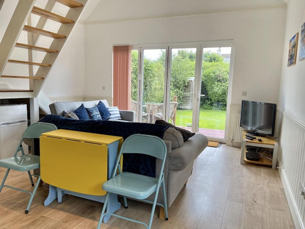 Sea Rose Cottage view 4