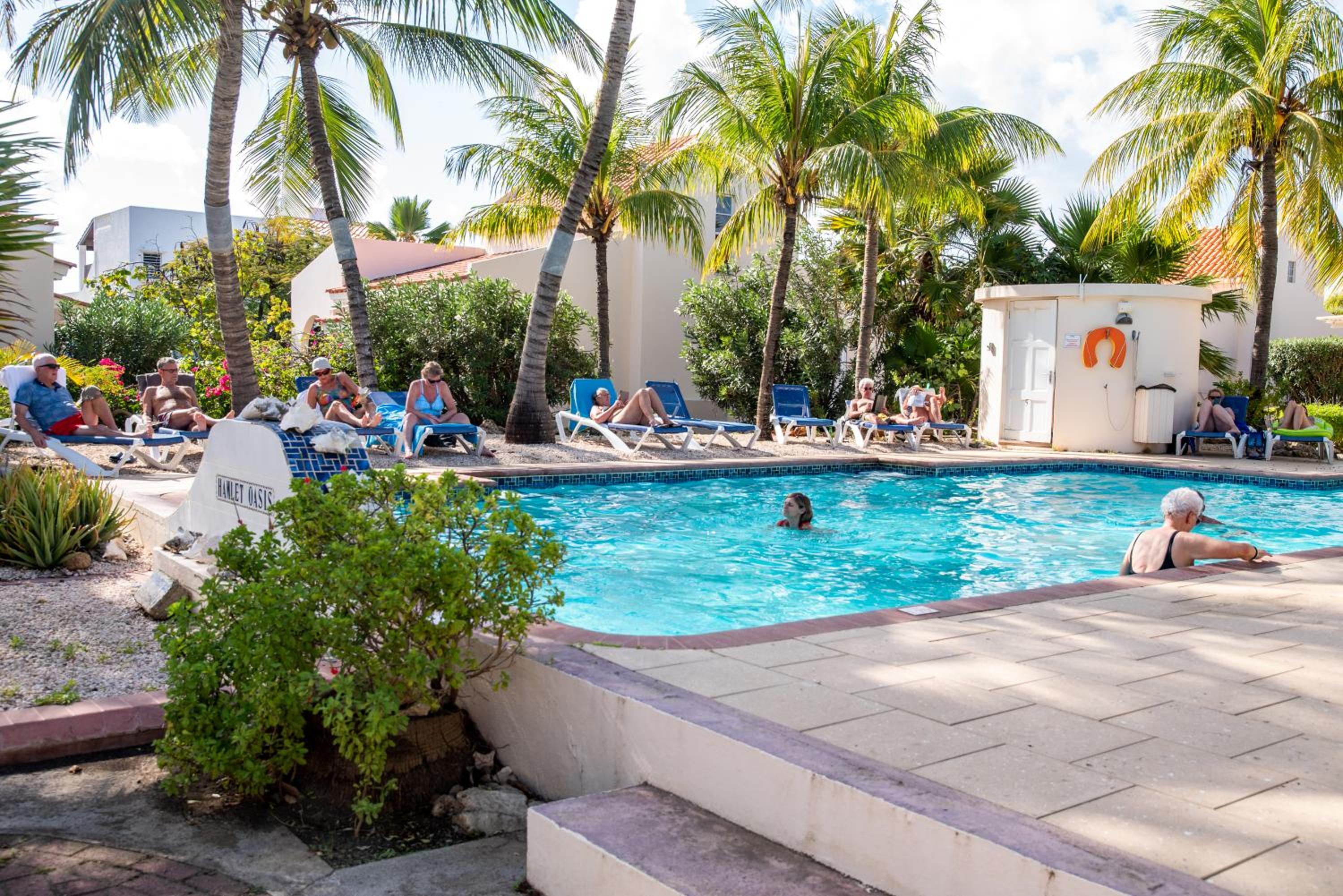 Hamlet Oasis Resort